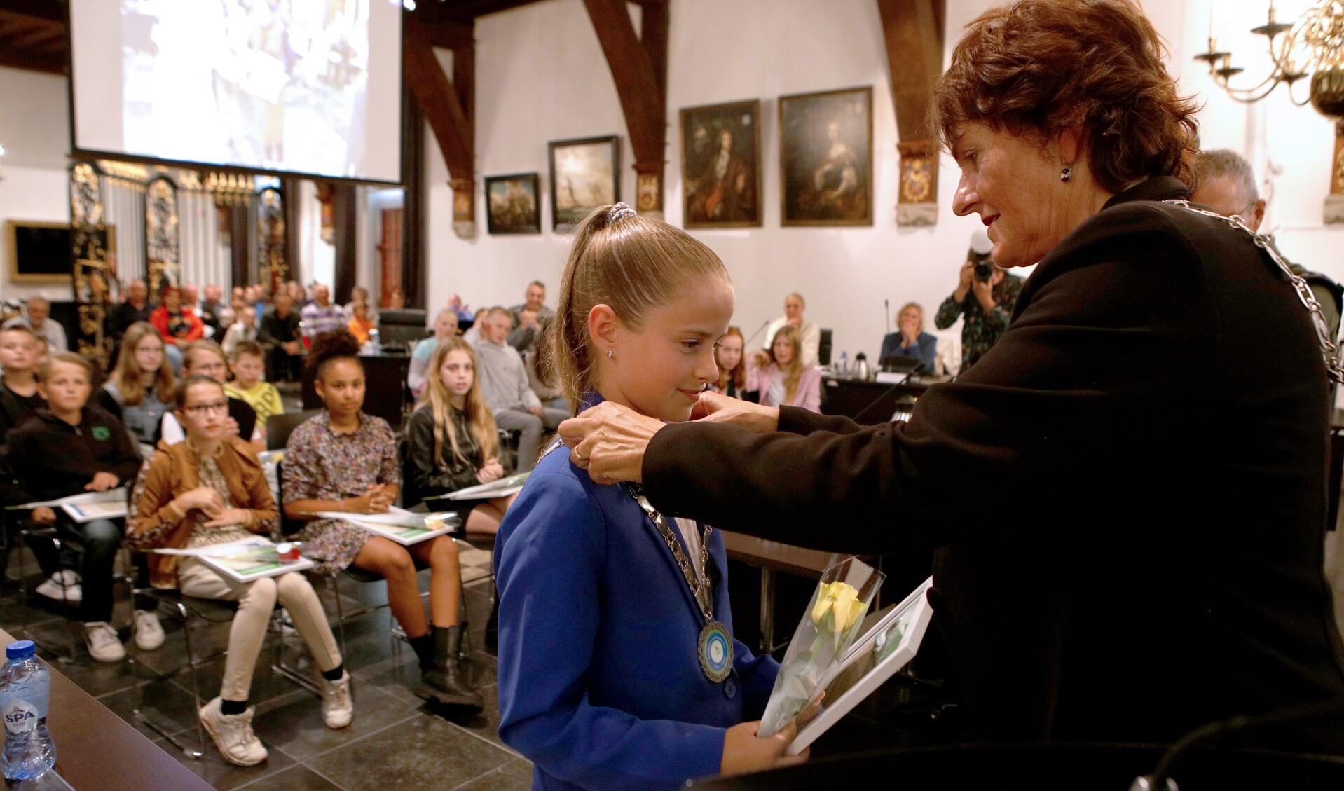 Nieuwe kinderburgemeester en -raad geïnstalleerd