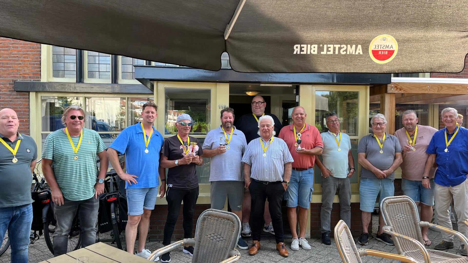 Biljarters sluiten seizoen feestelijk af