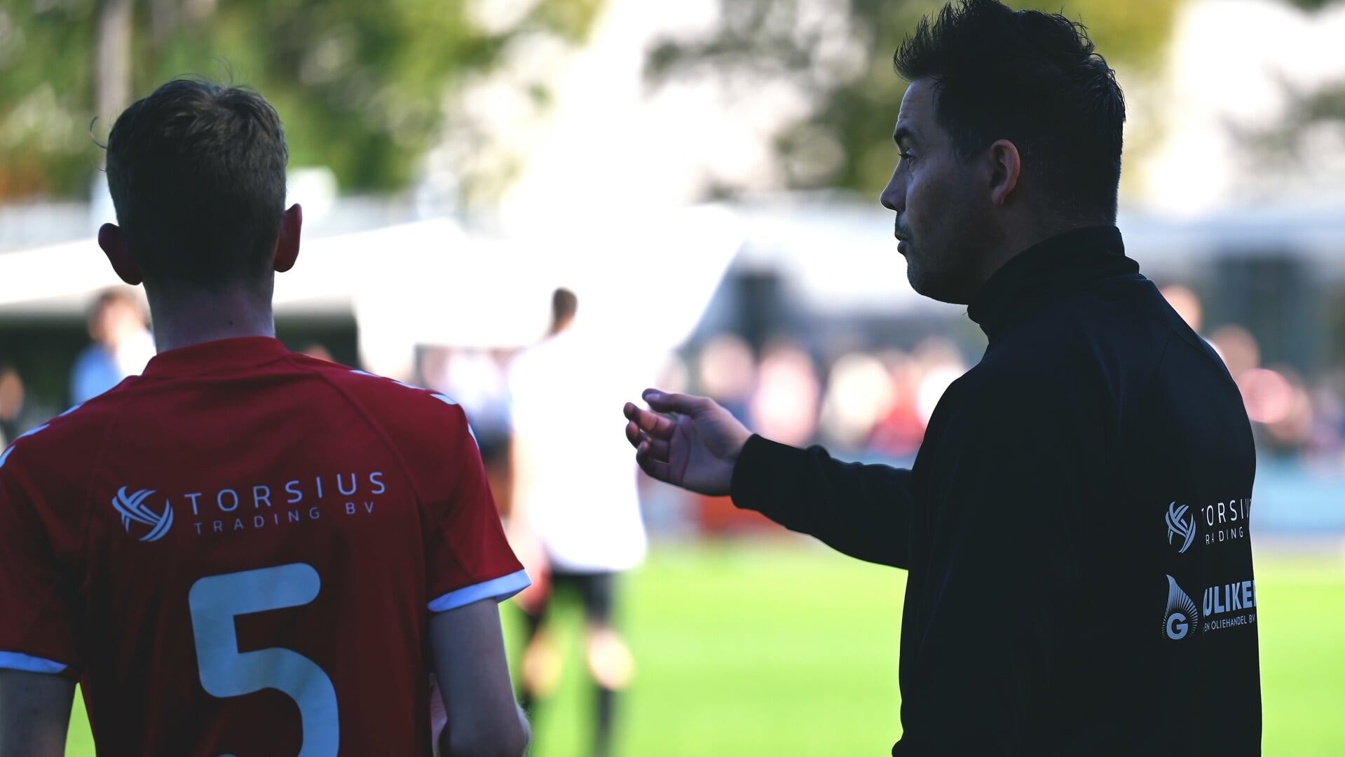 Bas de Raat maakt debuut als hoofdtrainer bij Rood-Wit’58: ‘Je bent ...