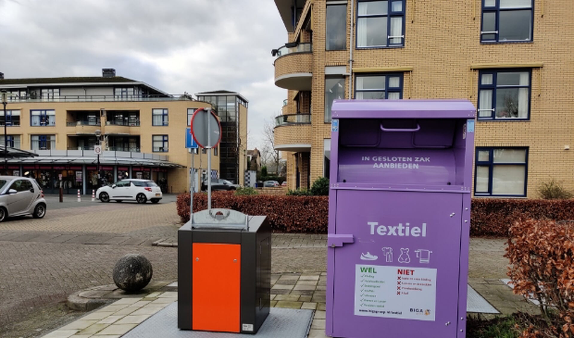 Paarse containers voor textiel - De Vierklank - Al het nieuws uit de ...