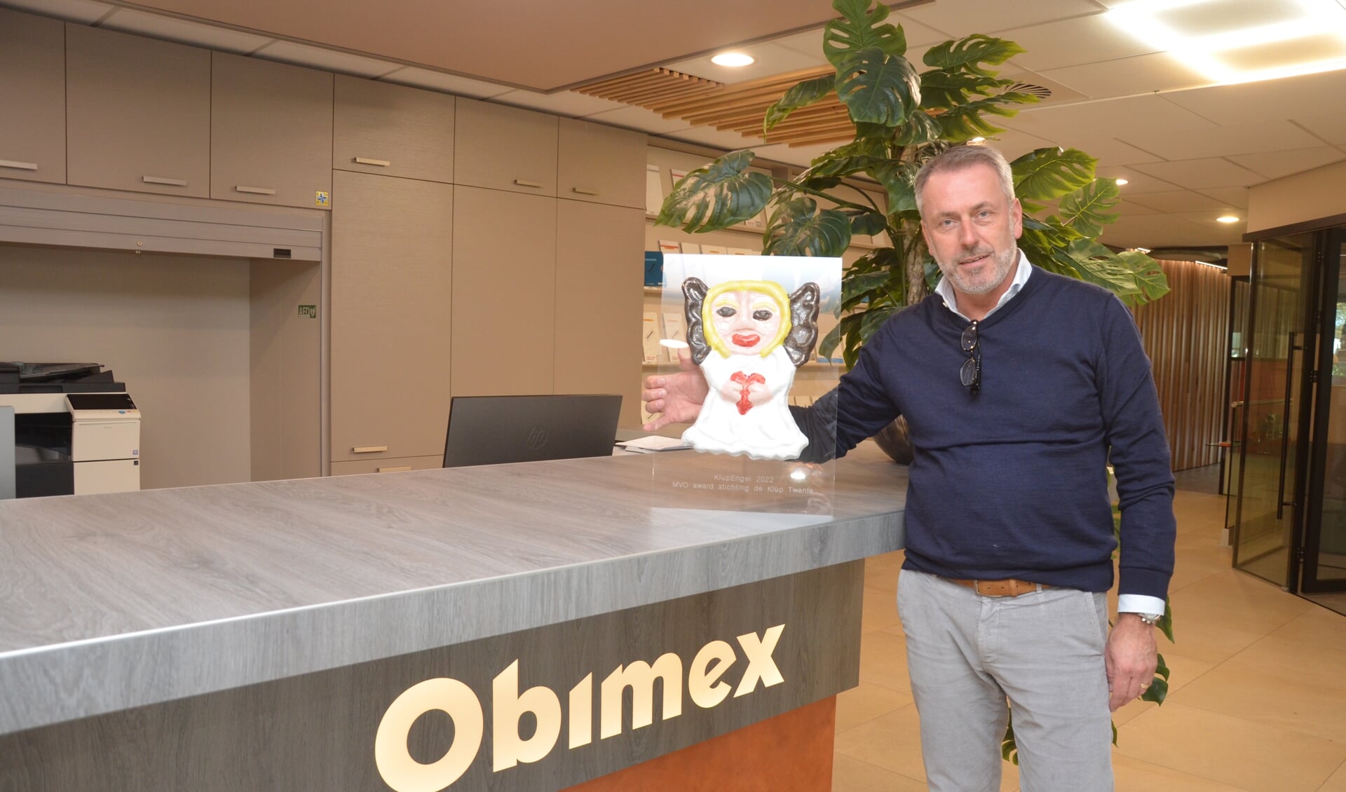 ‘Klupengel’ uitgereikt aan Obimex - Het nieuws uit Almelo van dichtbij