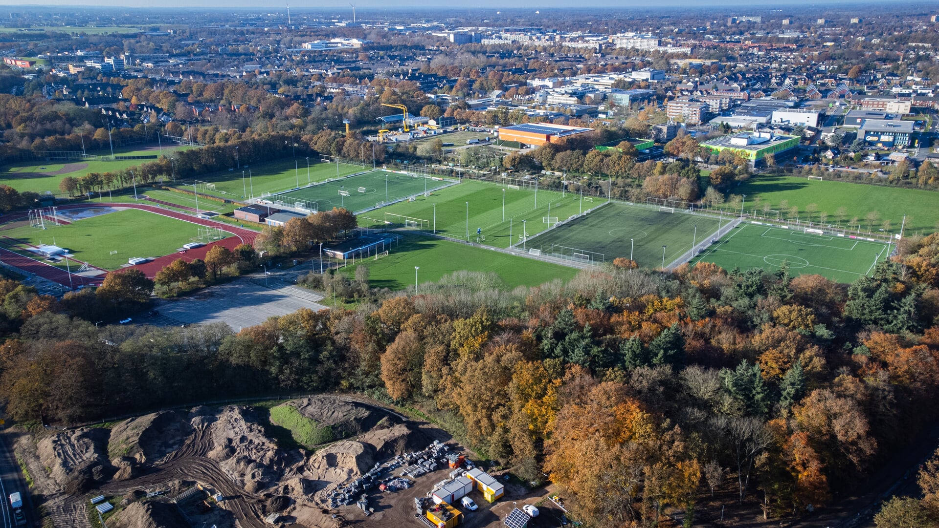 ‘Verhuizing sportpark Hoekelumse Eng naar overzijde A12 gaat niet door’
