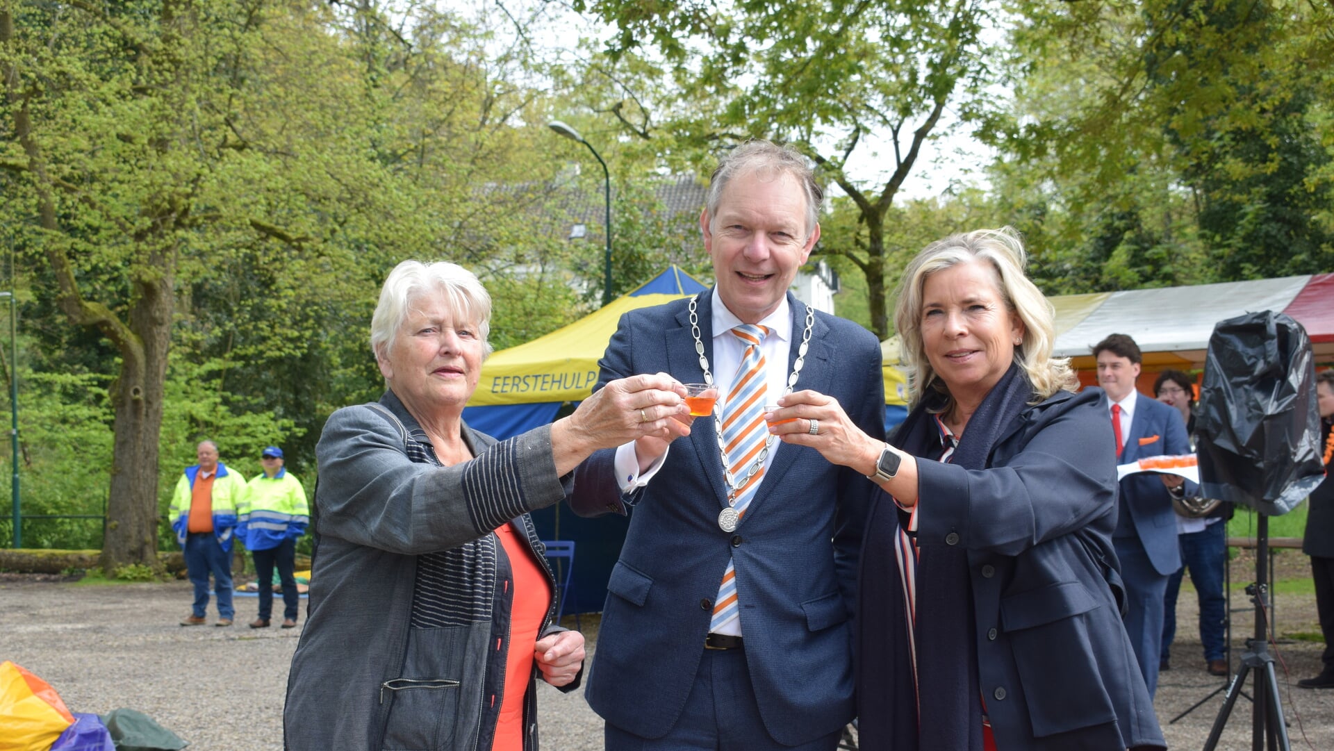 Weer bruisende Koningsdag in Lage Vuursche
