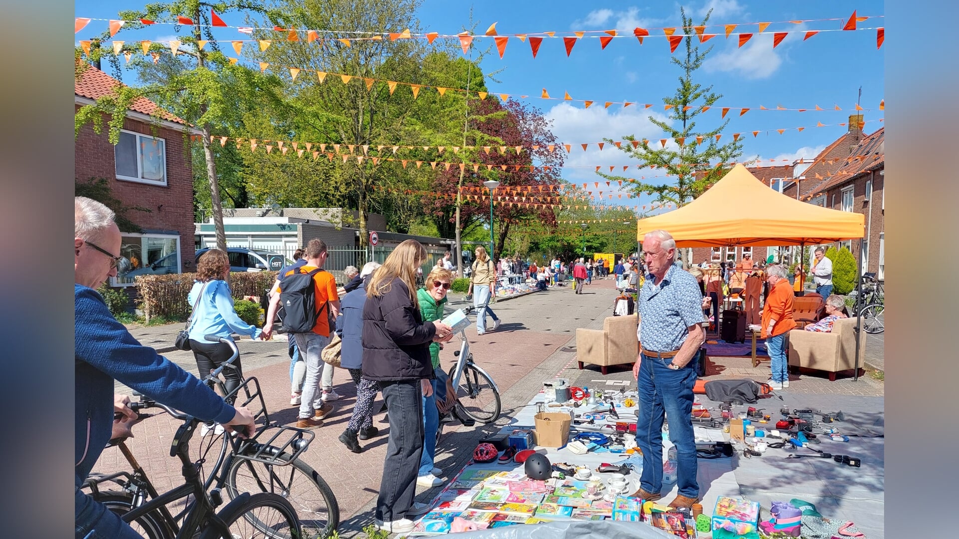 Koningsdag in het Franse Gat: “grote gezellige boel”
