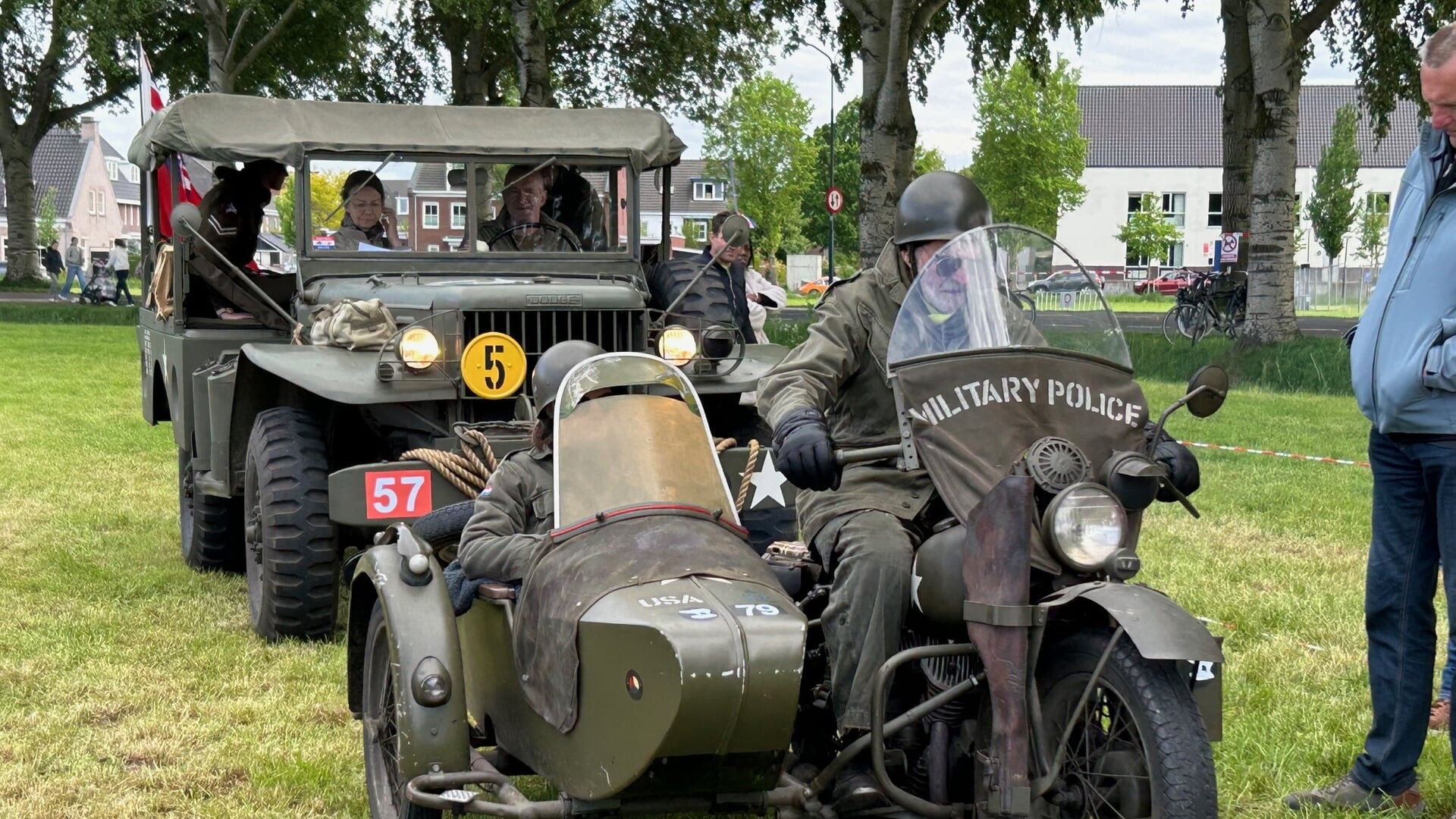 Airfield Werkhoven 5 mei ‘ongelooflijk druk en indrukwekkend’