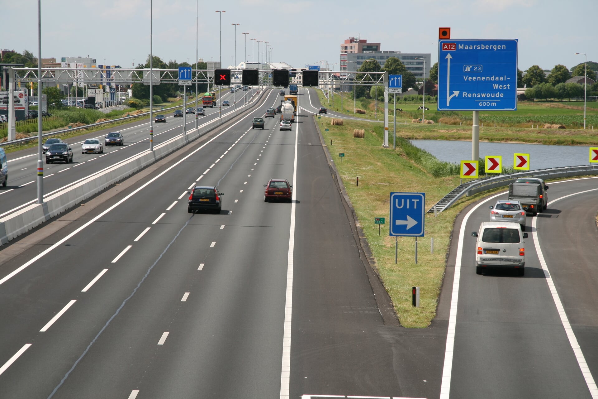 Grote drukte blijft voorlopig uit ondanks afsluiting A12