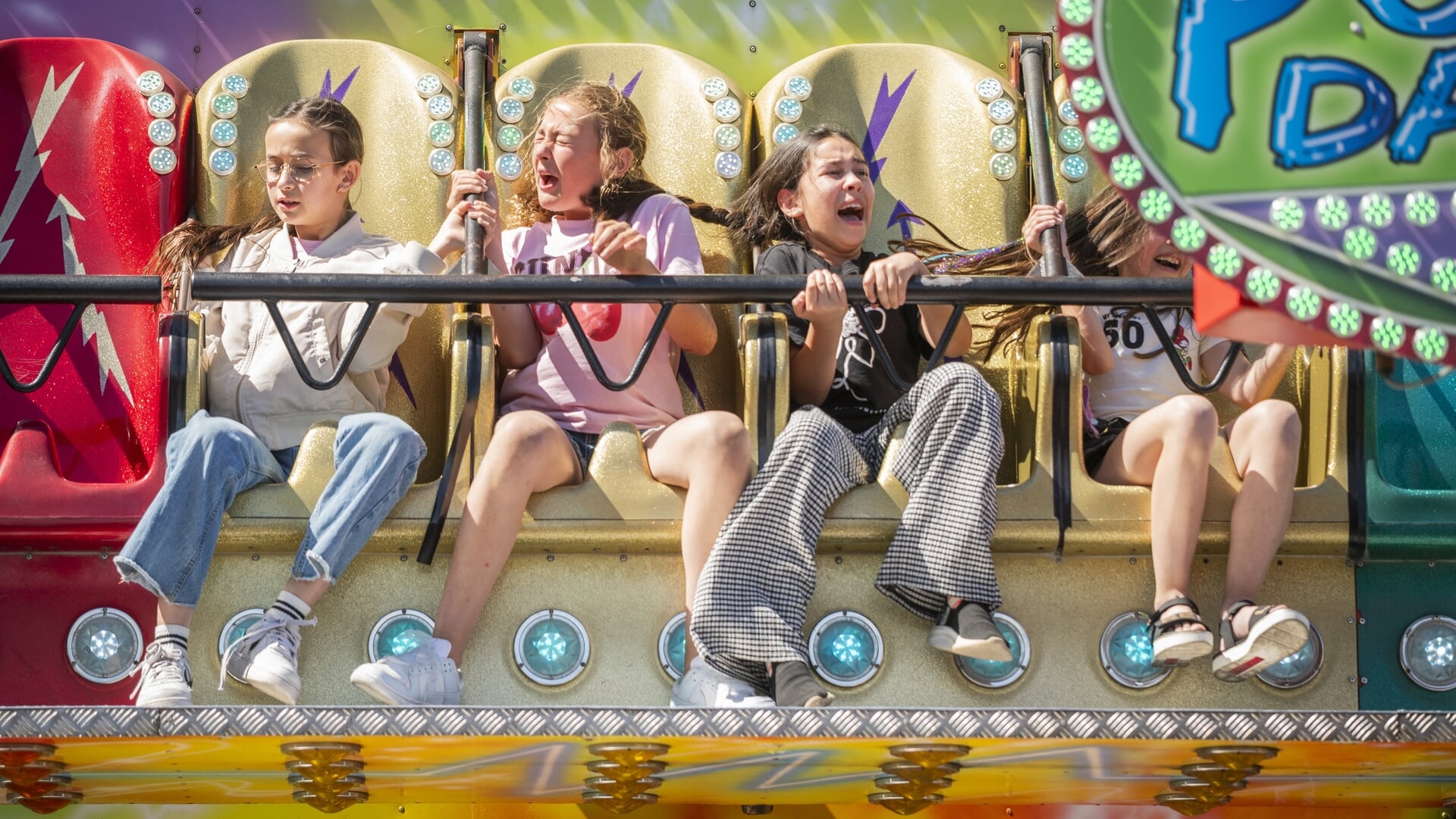 In beeld: Vette fun op kermis in Barneveld