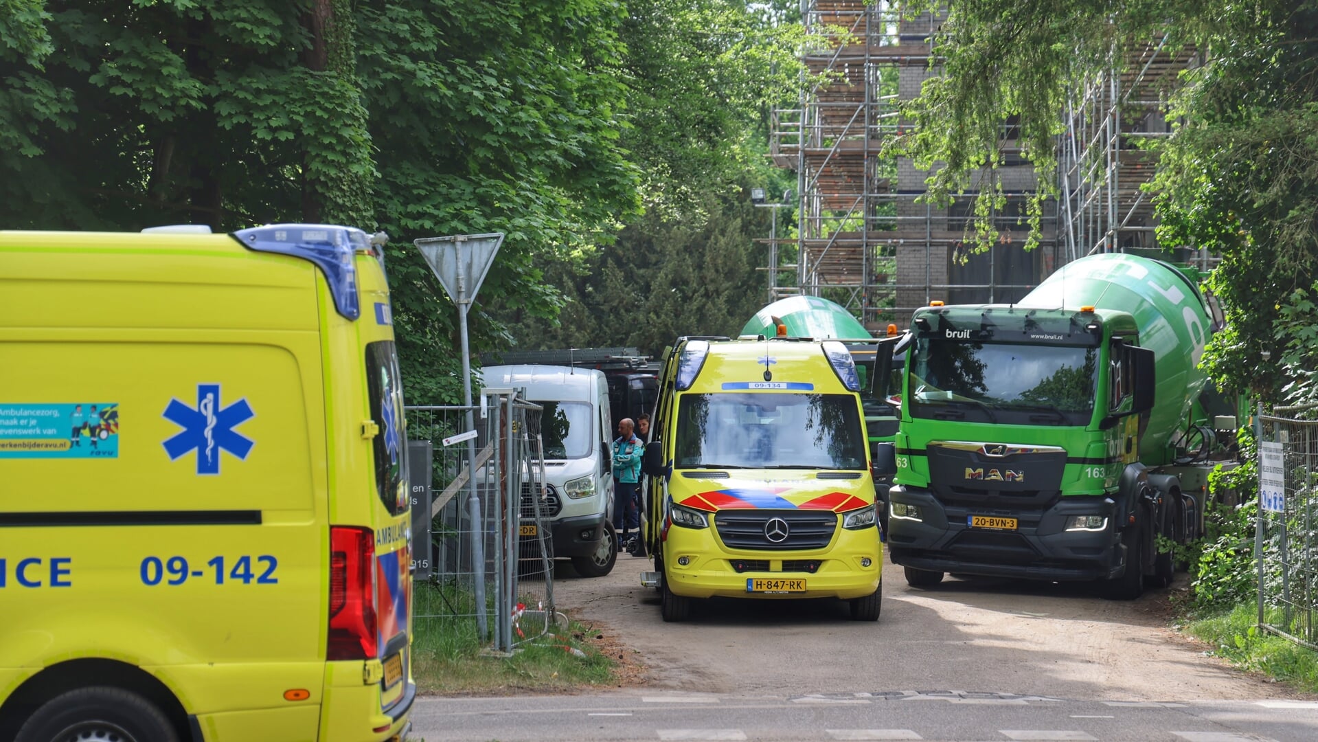 Vrouw raakt gewond bij ongeval op bouwplaats