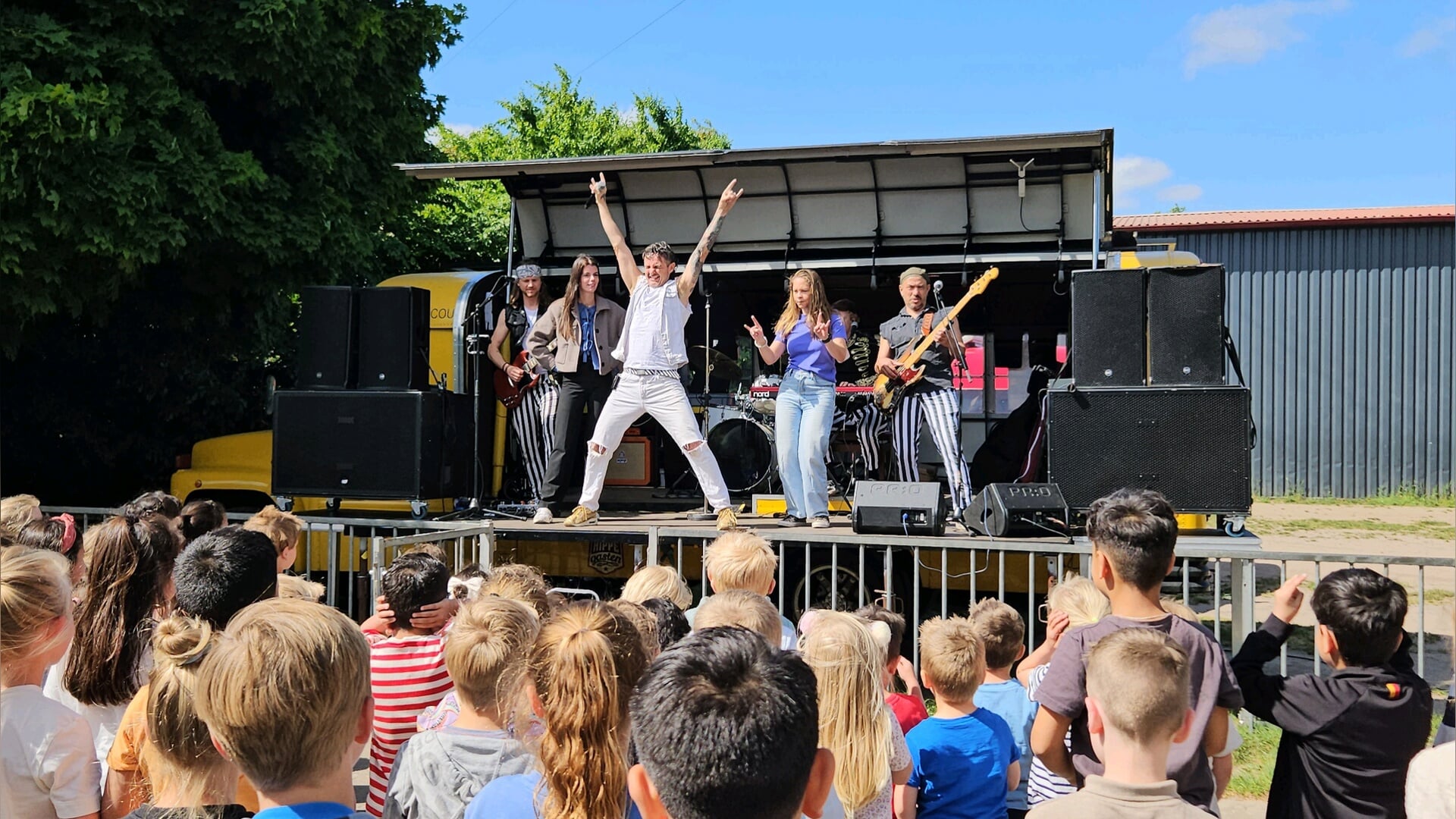 Spectaculaire afsluiting feestproject op basisschool ‘De Lettertuin ...
