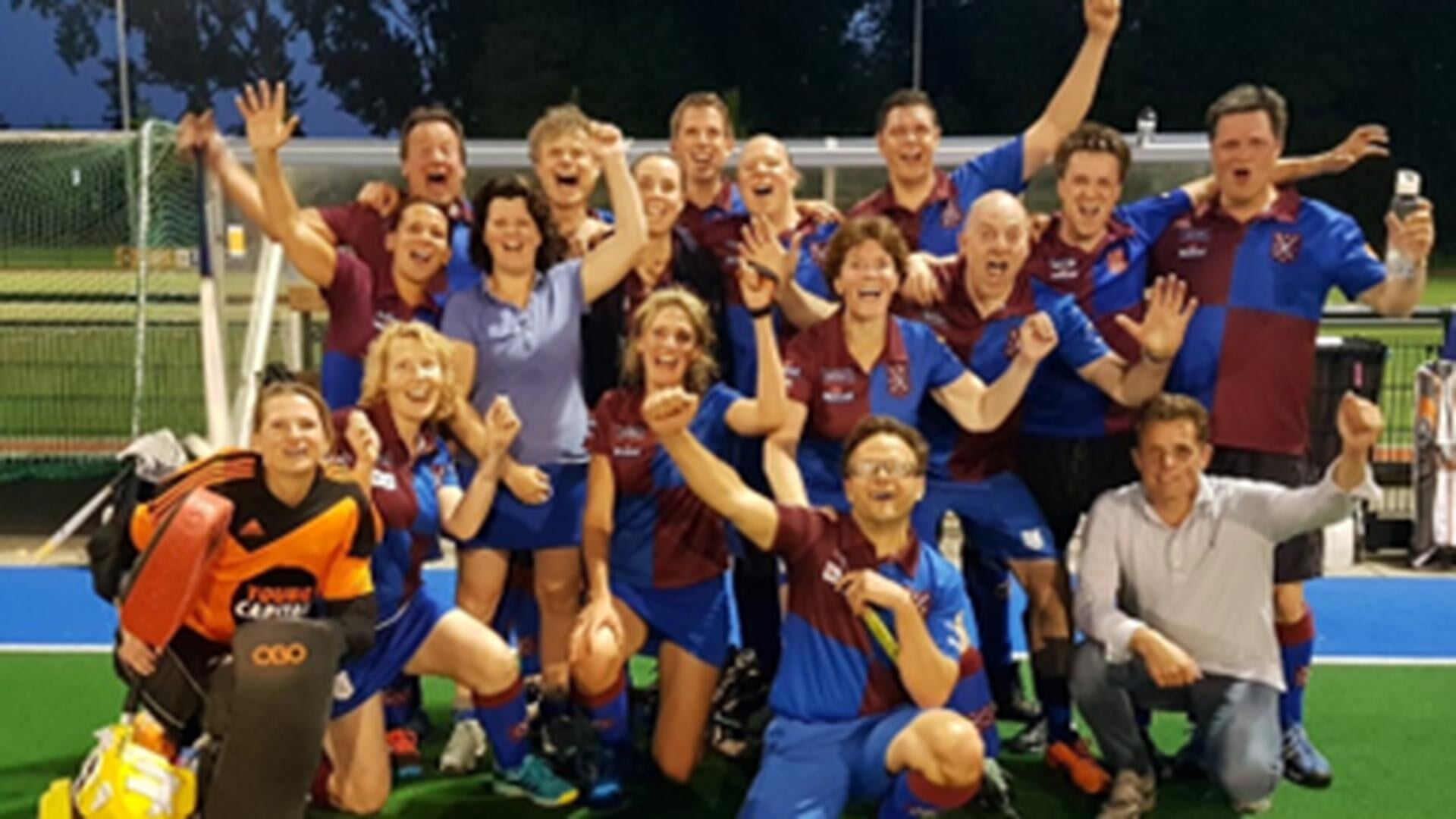 Hockeyclinic voor ouders bij BMHV