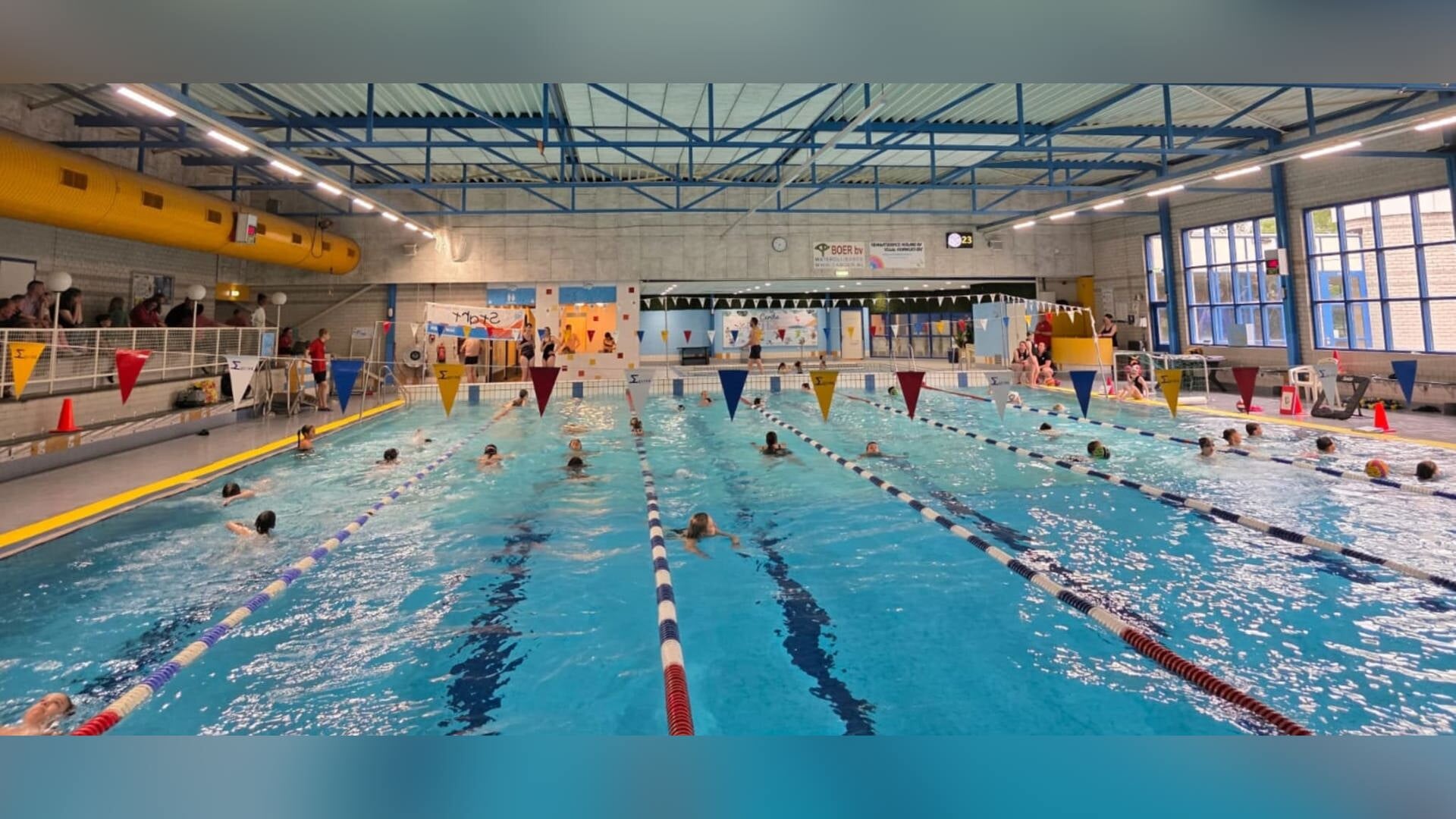 Goed bezochte zwem4daagse De Linge/PCG in Caribabad Gorinchem