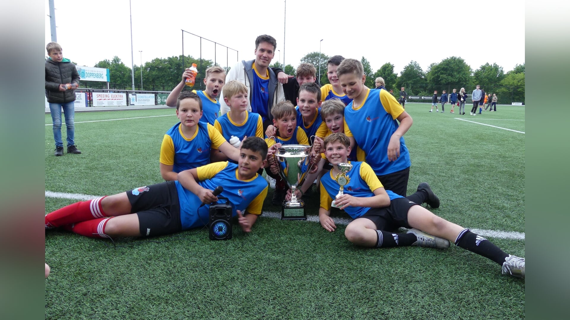 Spannende finales van het AH Schoolvoetbaltoernooi Hoevelaken