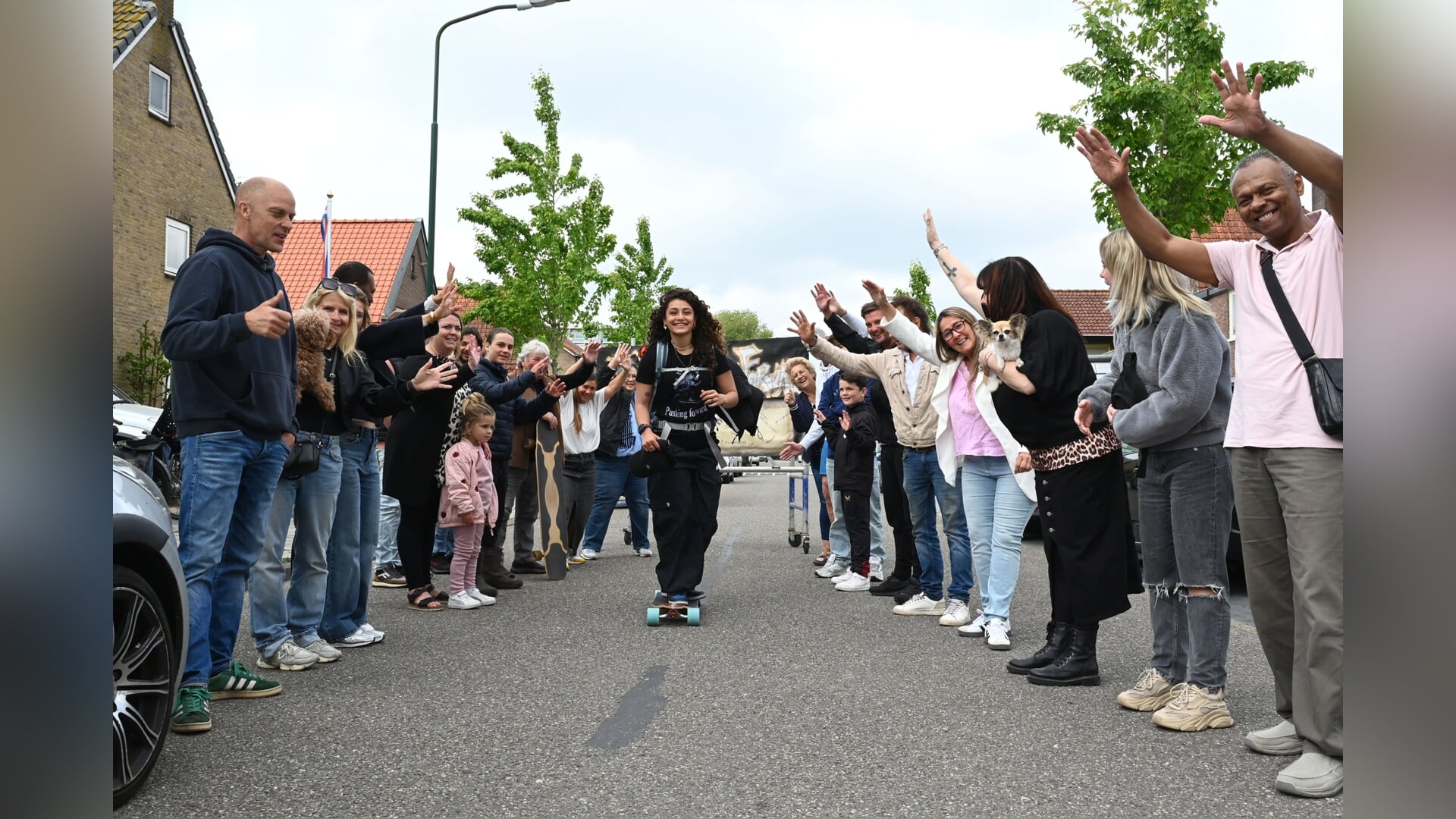 Joël (23) uit Soest in ruim twee maanden op skateboard naar Porto: ‘Pushing forward’