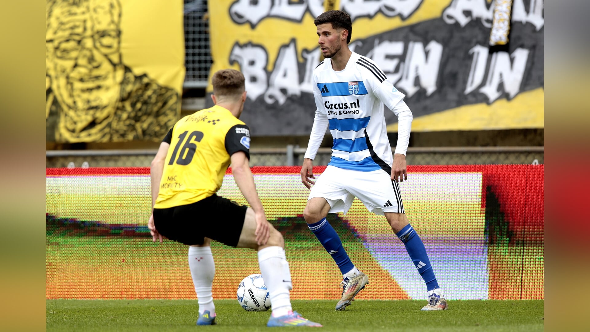 Anouar el Azzouzi gaat PEC Zwolle verlaten