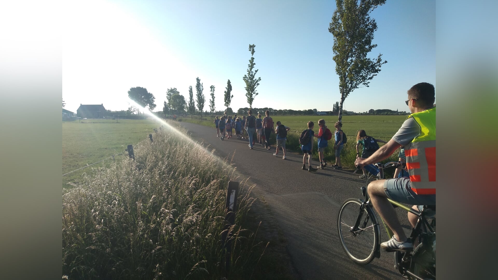 Honderden kinderen gingen in Werkhoven van start met de avondvierdaagse