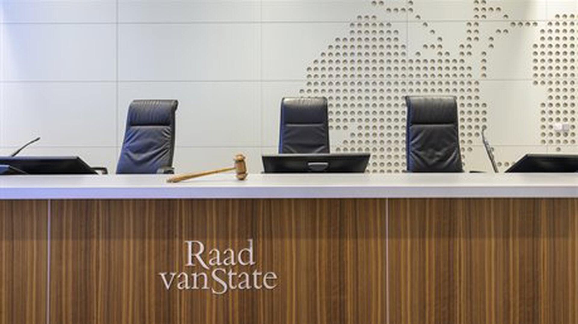 Raad van State blijft woningbouwzaken nog even voorrang geven