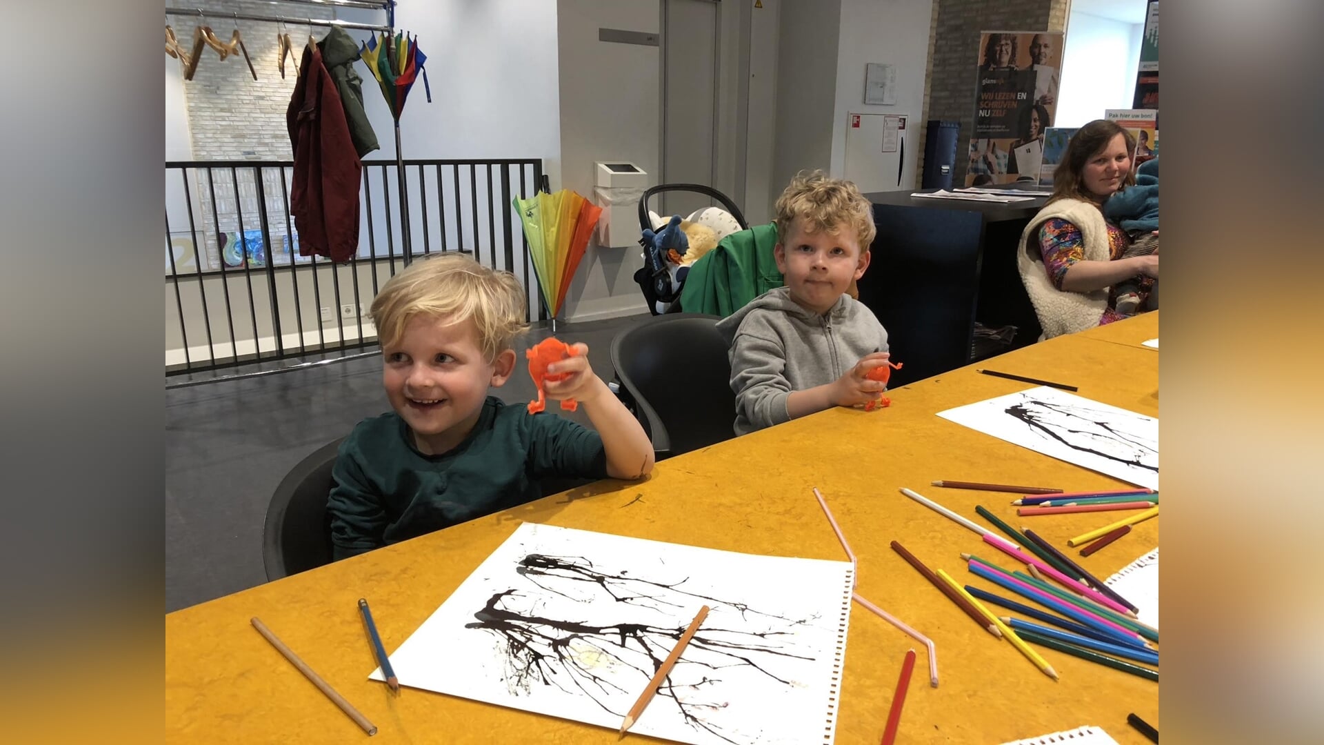 Voorleesuurtje in de bibliotheek: Liefbeestje gaat naar school