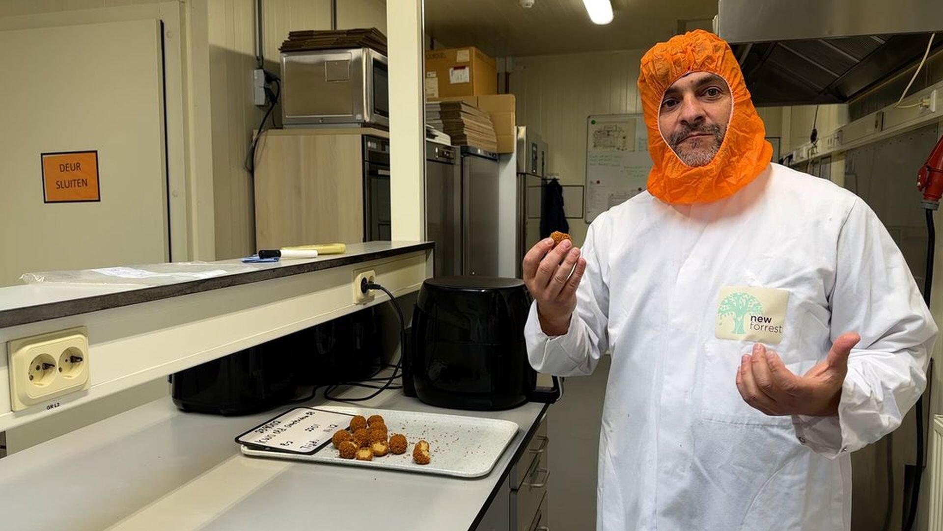 Ook na vertrek van snackfabriek maken ze in Wijk bij Duurstede miljoenen bitterballen en kroketten