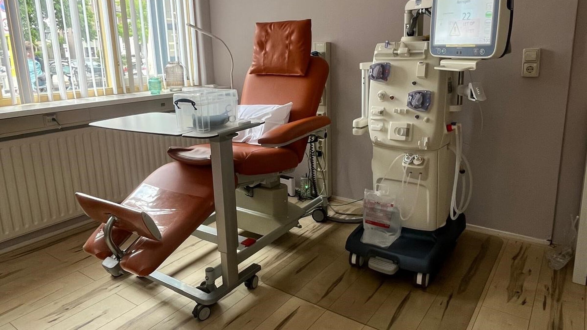 Ziekenhuis Gelderse Vallei en Dianet openen dialysehub in Veenendaal