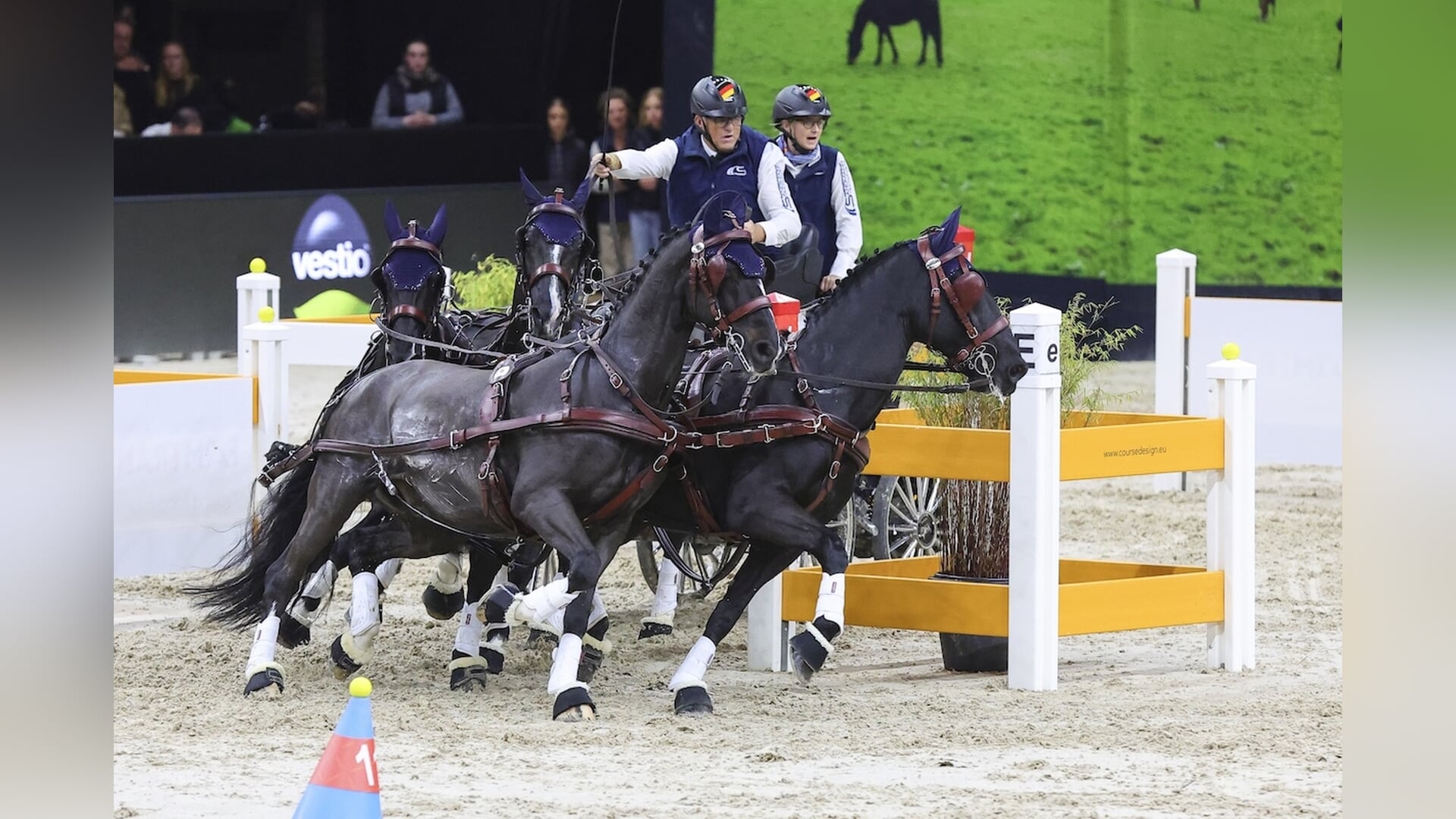 Maastricht 2025: Christoph Sandmann wint overtuigend eerste ronde