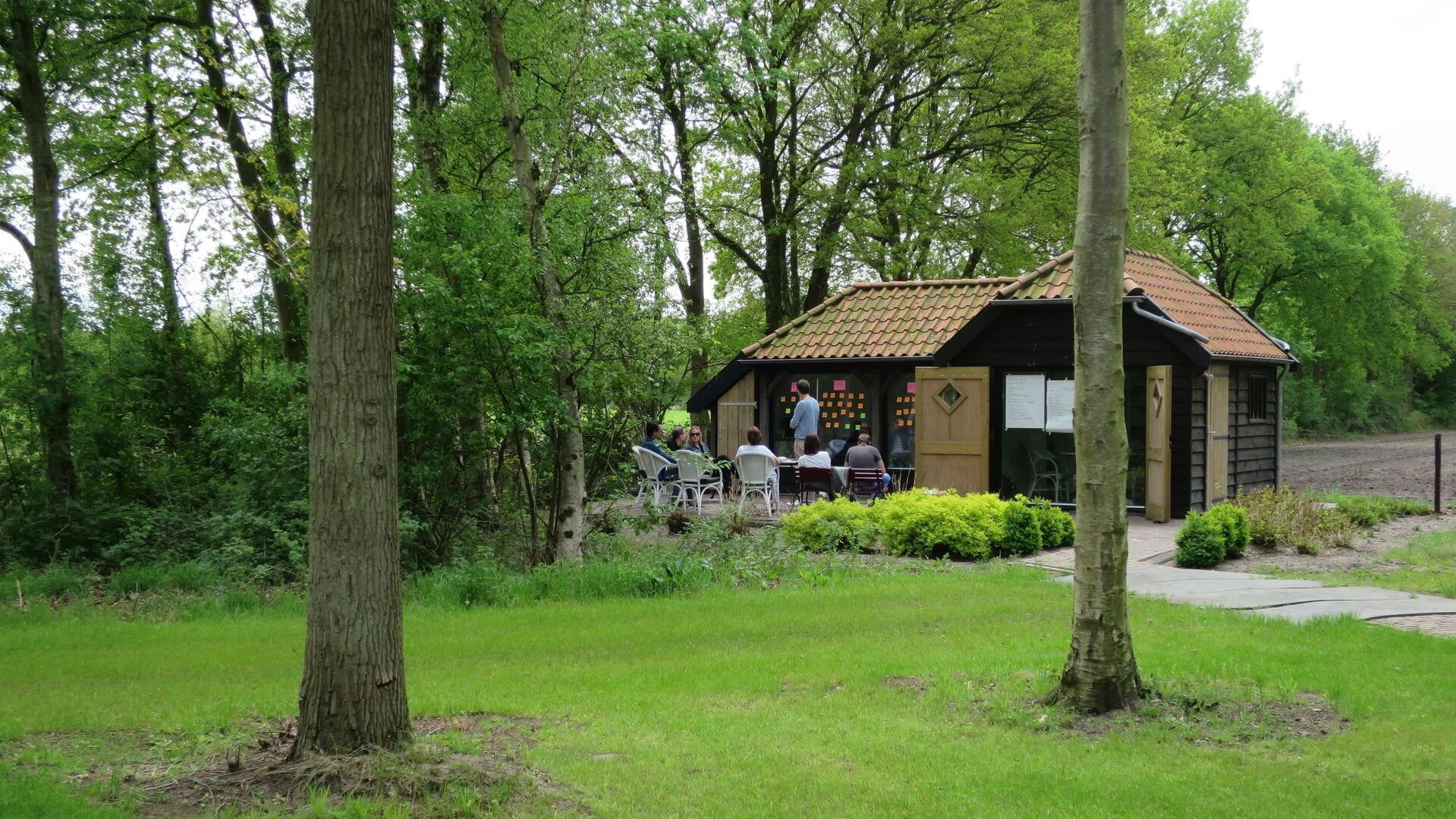 Van boeren en buitens: De Birkt, vergaderen op boerenerf (2)