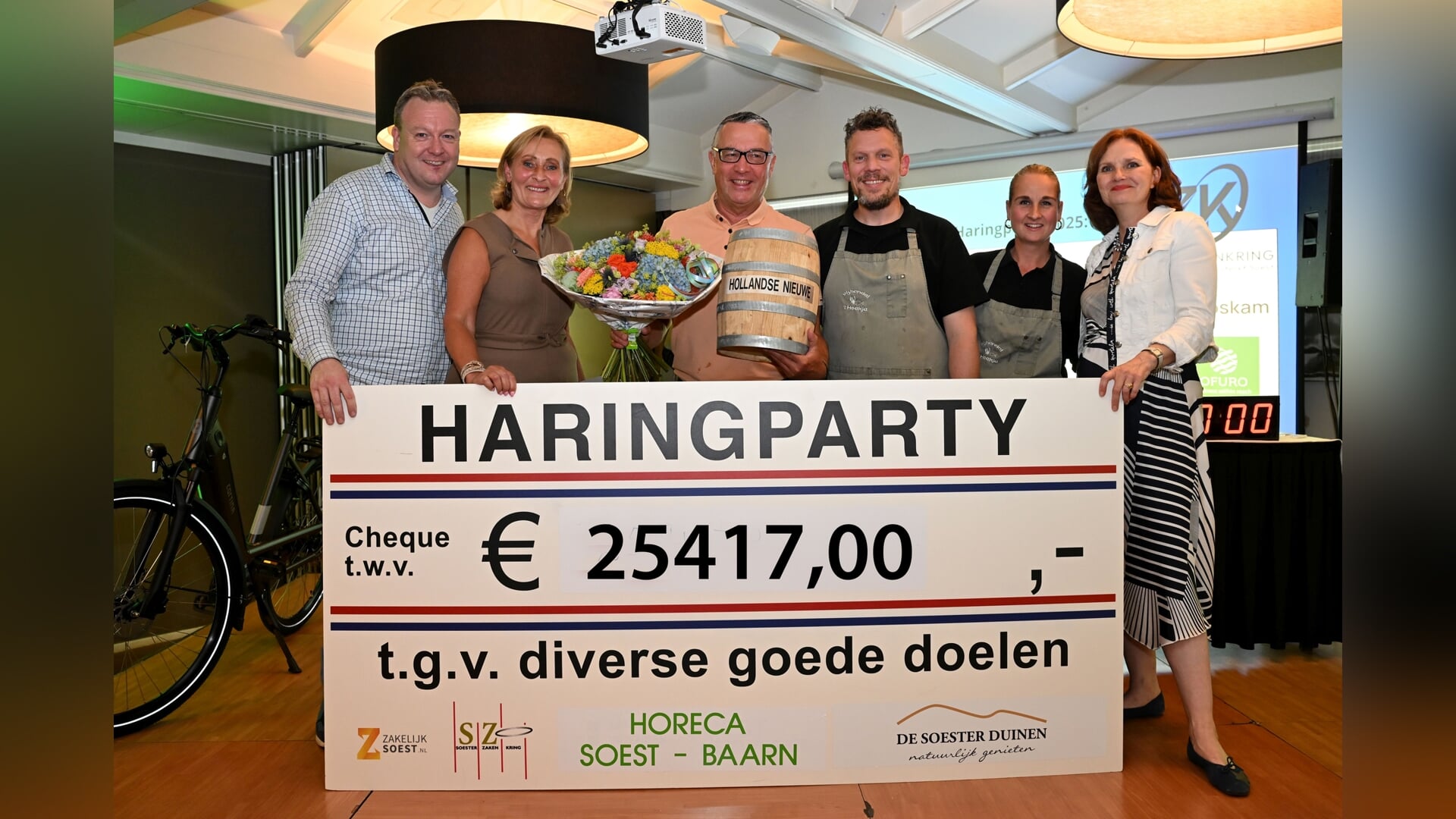 Haringparty Soest levert ruim 25.000 euro op voor goede doelen