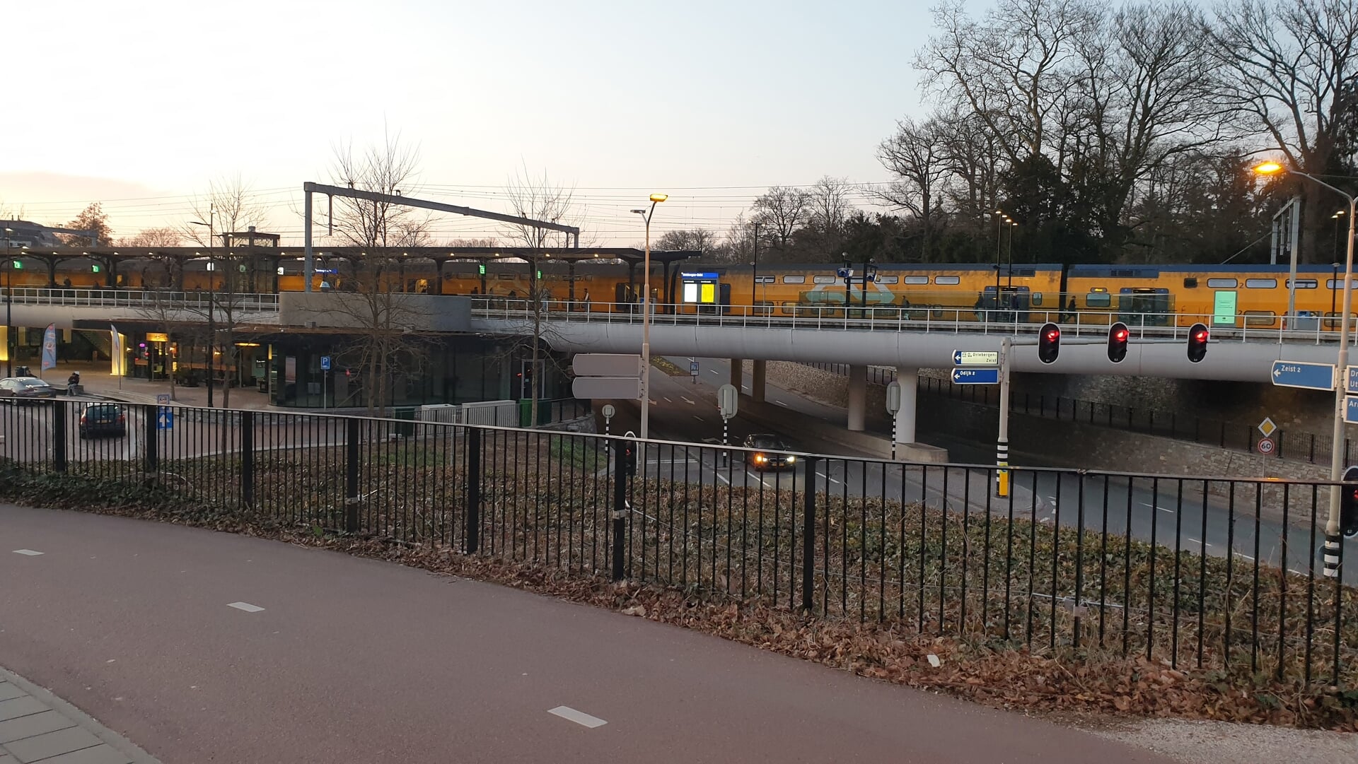 Meer bussen in Den Dolder en Austerlitz?