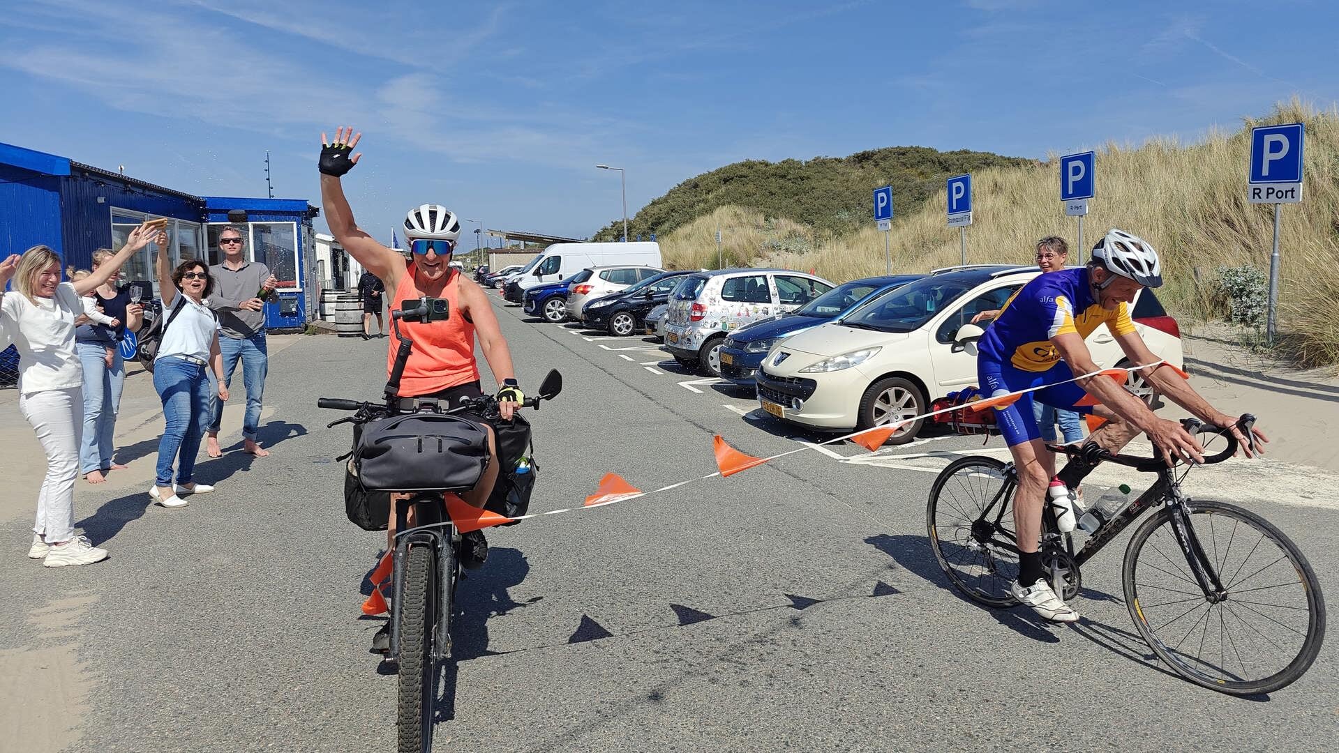 Rotaryclub Gorinchem fietste voor het goede doel langs de gehele Rijn