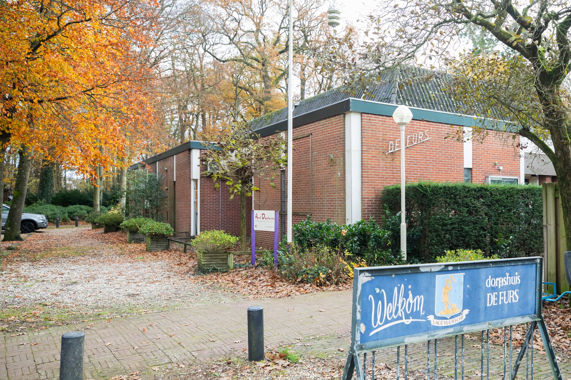 Dorpshuis de Furs in de wachtkamer: wachten op huurcontract