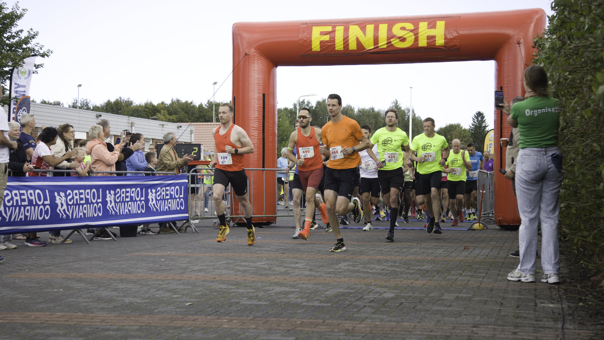 Ruim 250 hardlopers jubileumeditie Loop Terwispel