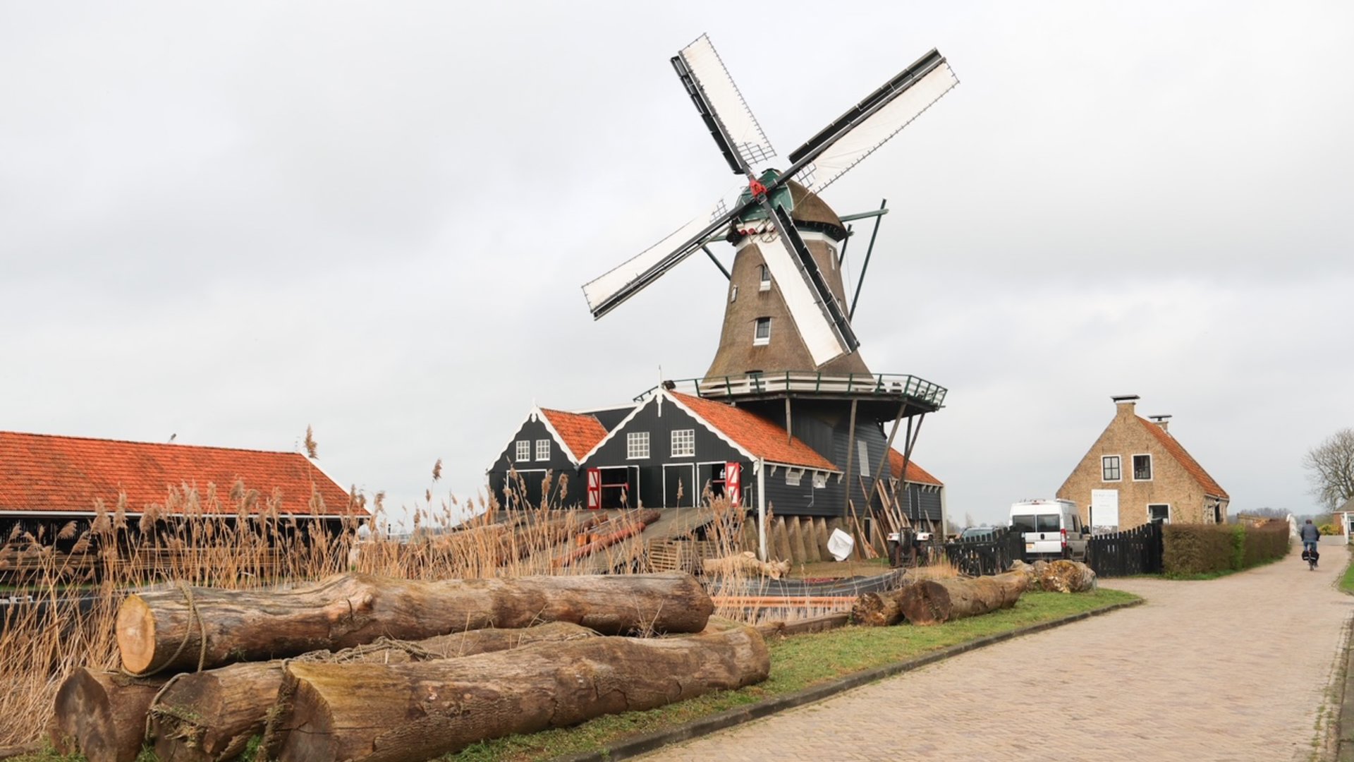 Bezoek historische molens tijdens Friese Molendag