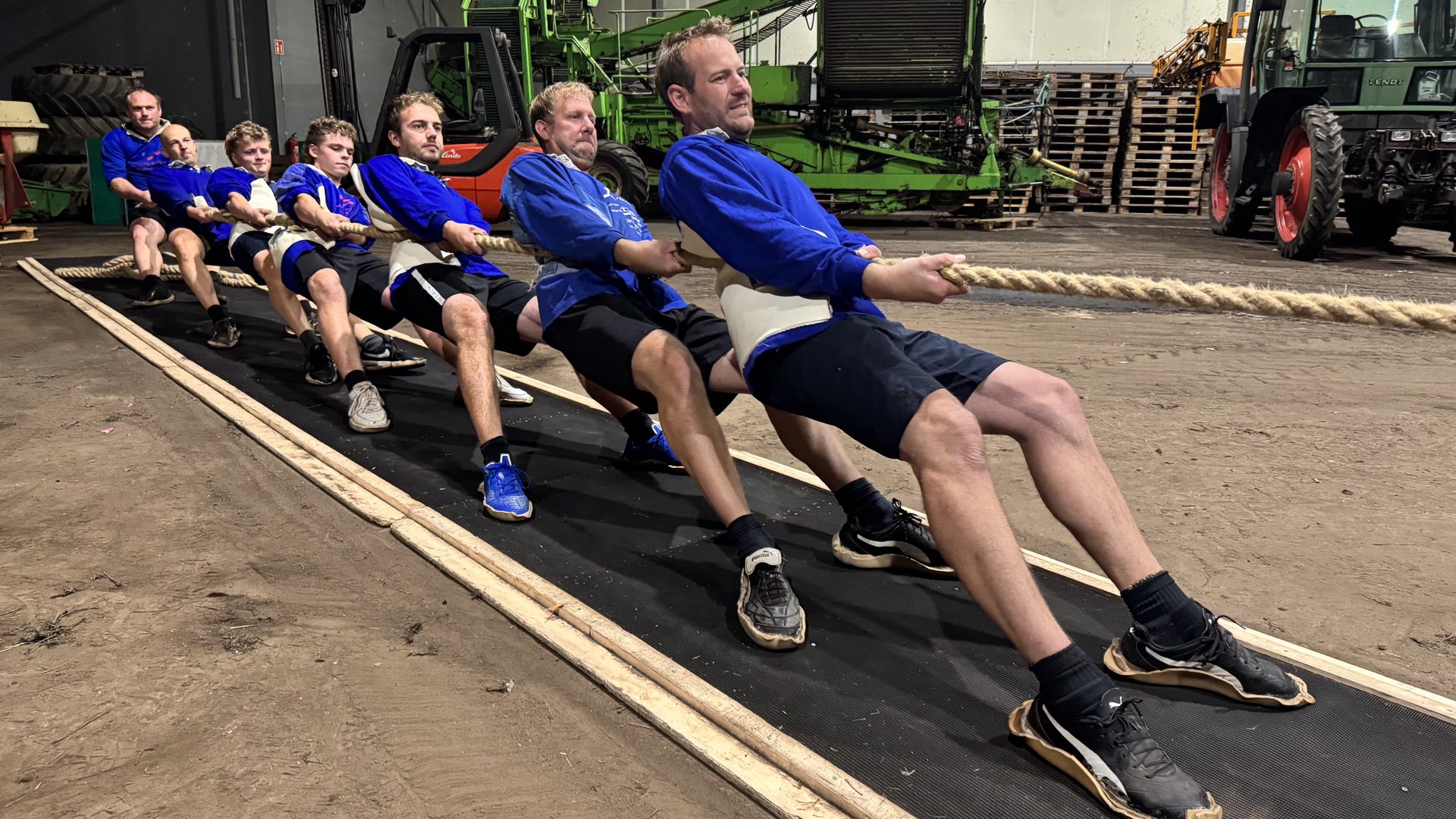 Plezier en fanatisme gaan hand in hand bij touwtrekvereniging Bakkeveen