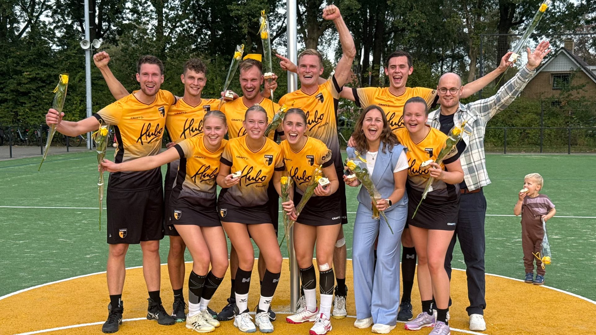 Kinea/Udiros viert promotie naar de Hoofdklasse