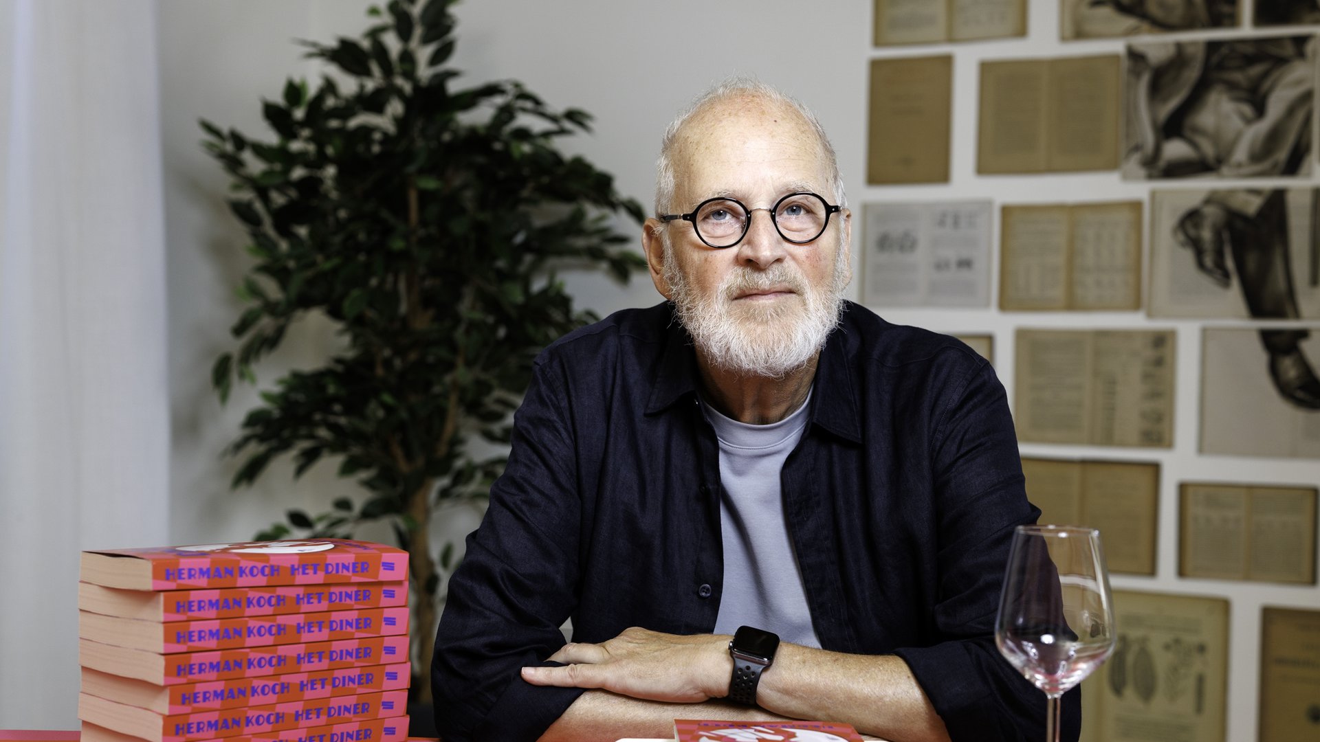 Friezen lezen in november samen de roman ‘Het diner’