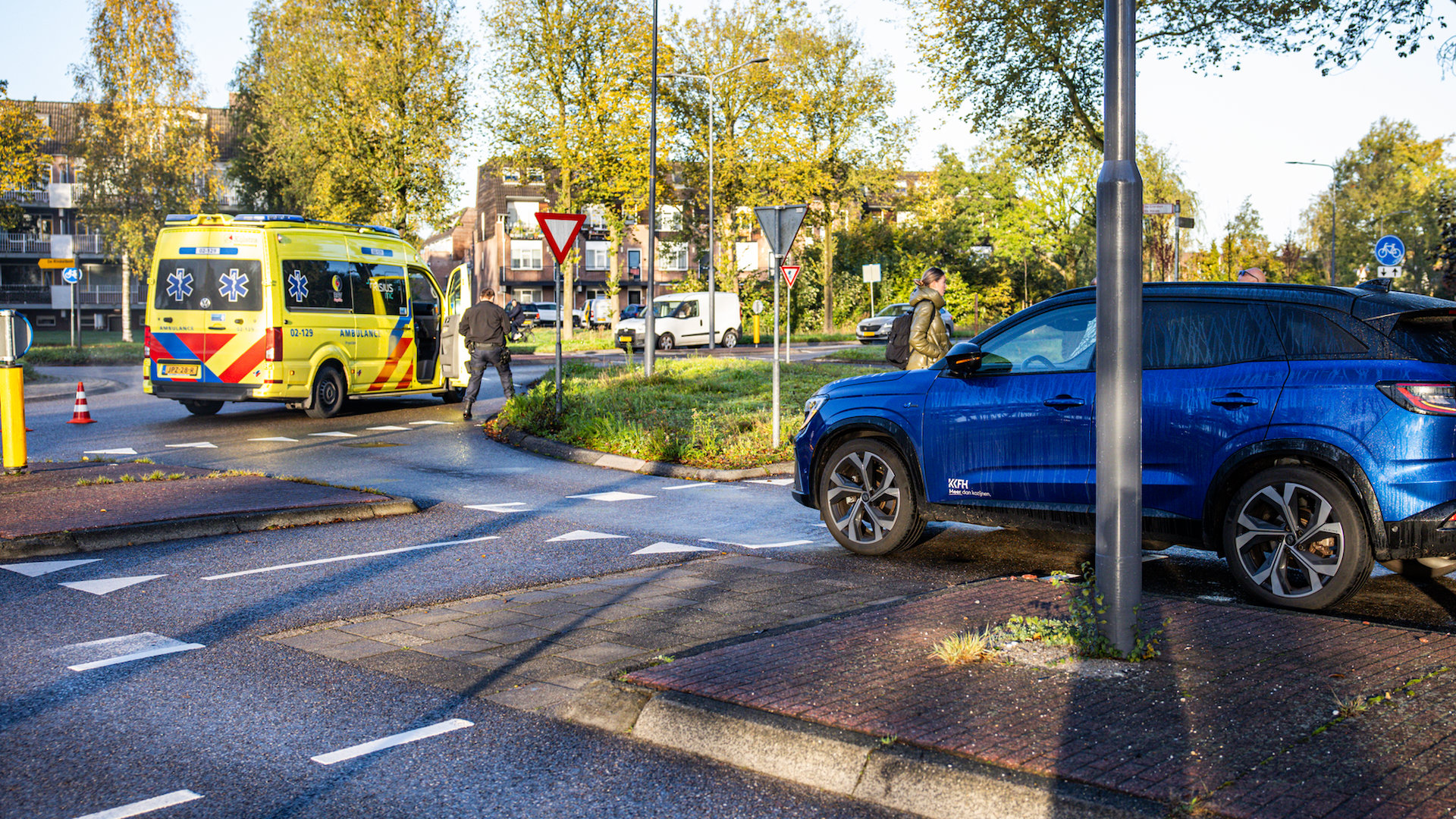Fietsster gewond na botsing met automobilist in Heerenveen