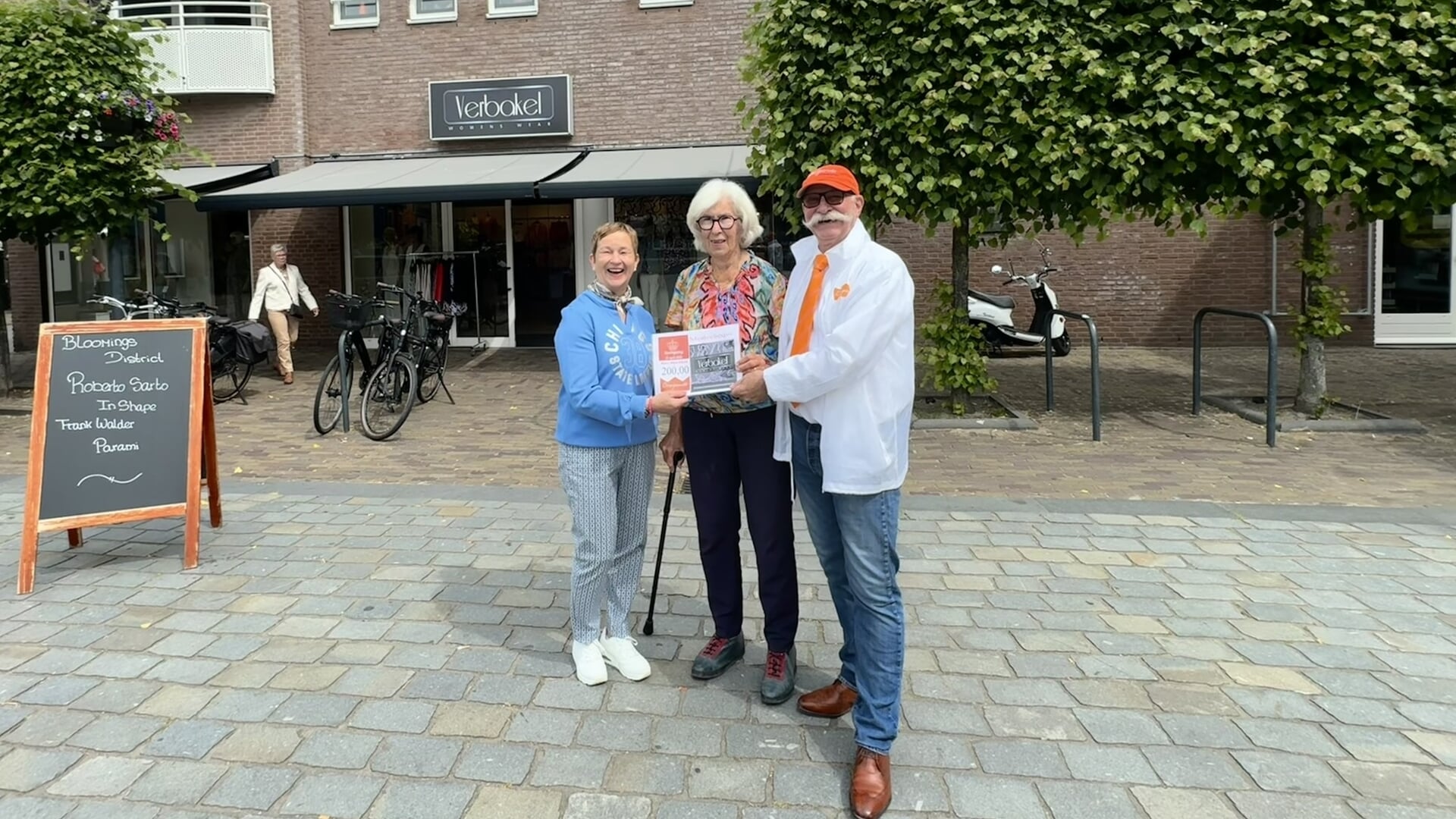 Modecheque namens Oranjecomité Bleiswijk