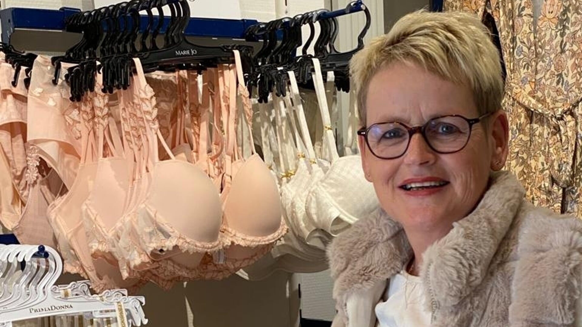 Twintig jaar Paping Lingerie in Haaksbergen - Al het nieuws uit Enschede