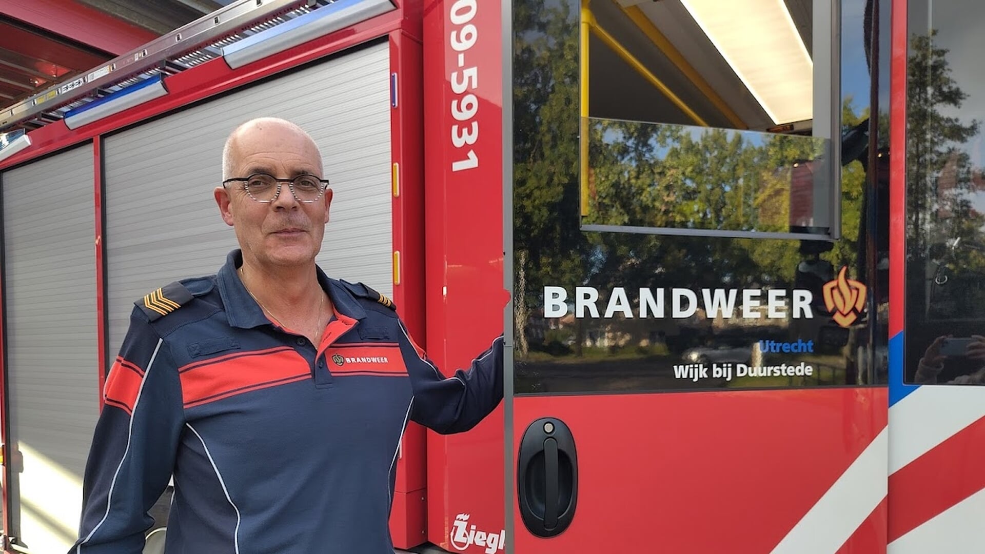 Ervaren Bert Hament vertrekt na 40 jaar brandweer - ‘Als het spannend wordt kijken we even naar Bert