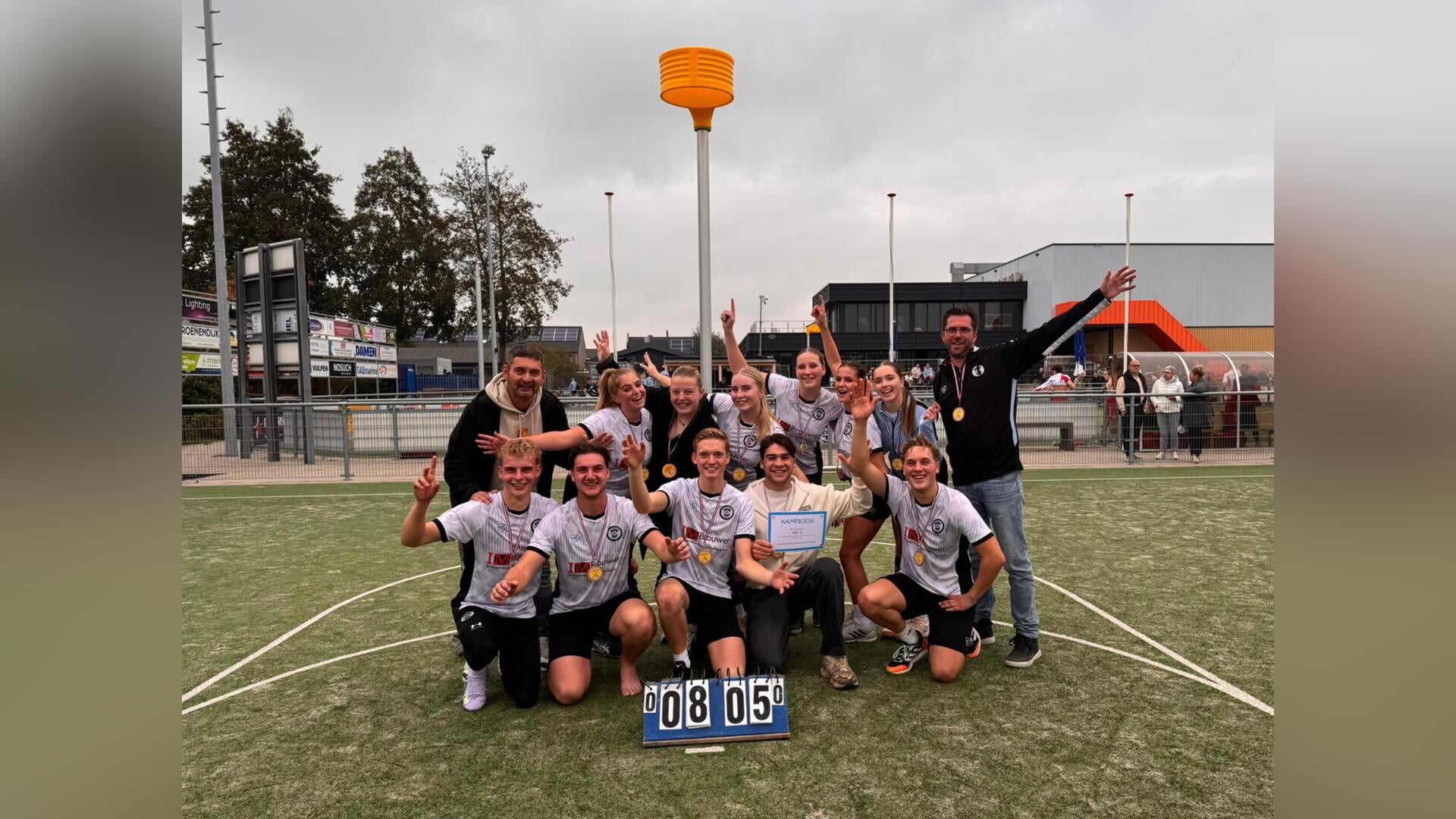 Veldkampioen najaar van HKC/Creon Kozijnen