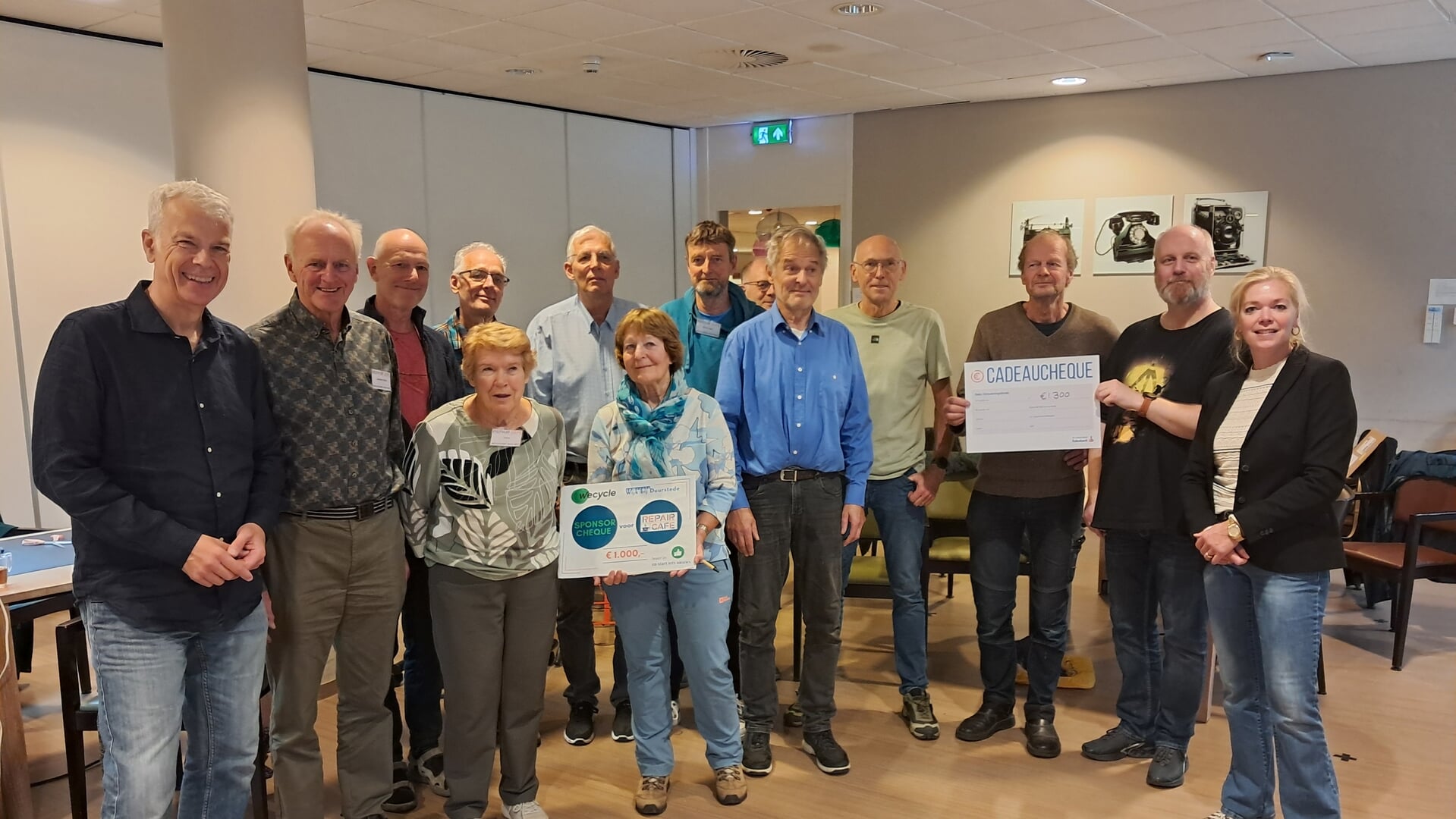 Het Repair Cafeé in Wijk bij Duurstede is verhuisd en krijgt een mooi kado