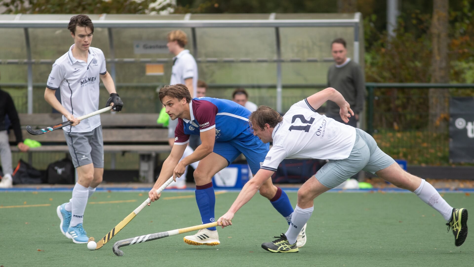 Hockeyers Baarn nipt ten onder