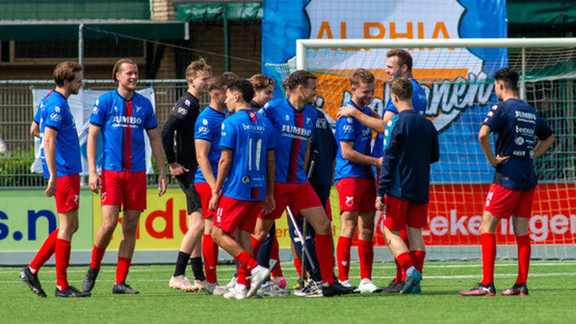 BVCB blijft eersteklasser na turbulent jaar