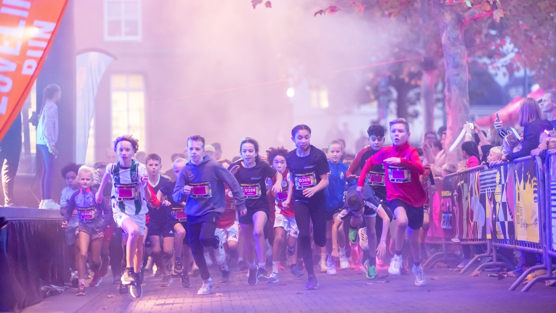 Nagenieten: fotoreportage Veenendaal City Run