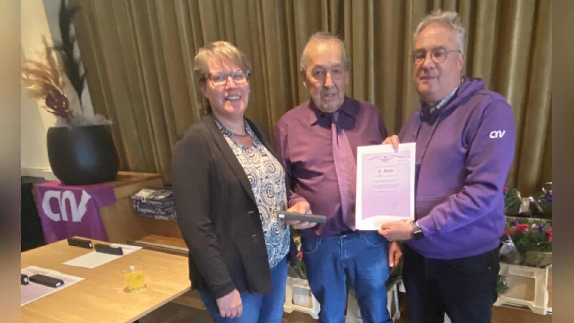 Nijkerker Brons 60 jaar lid van CNV