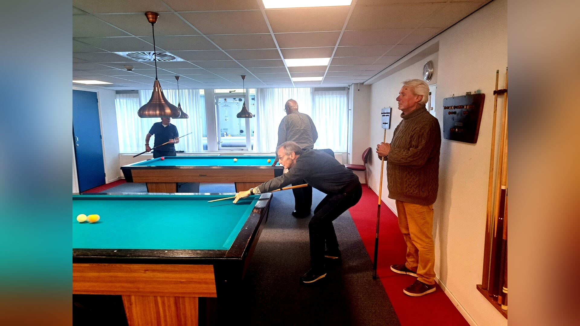 Biljartclub zoekt nieuwe leden.