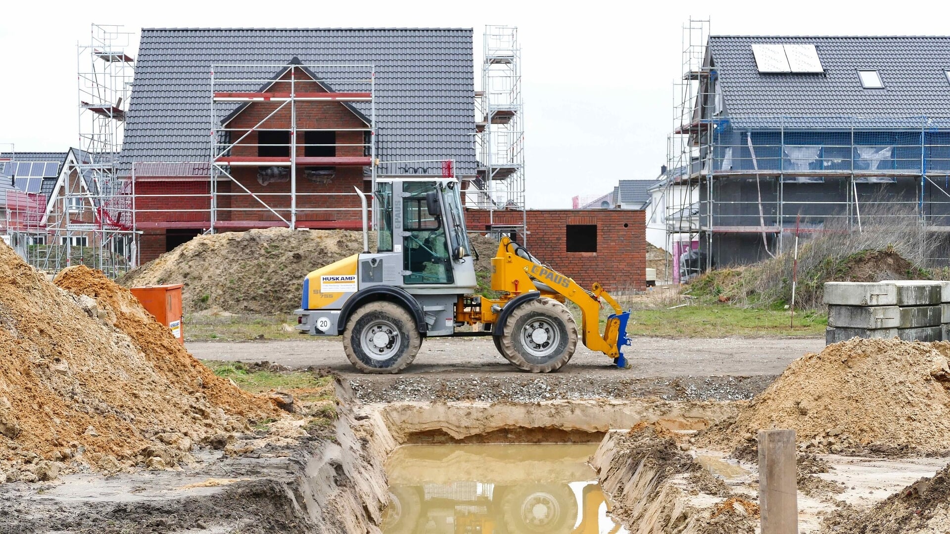 Provincies: bouw van half miljoen woningen dreigt stil te vallen