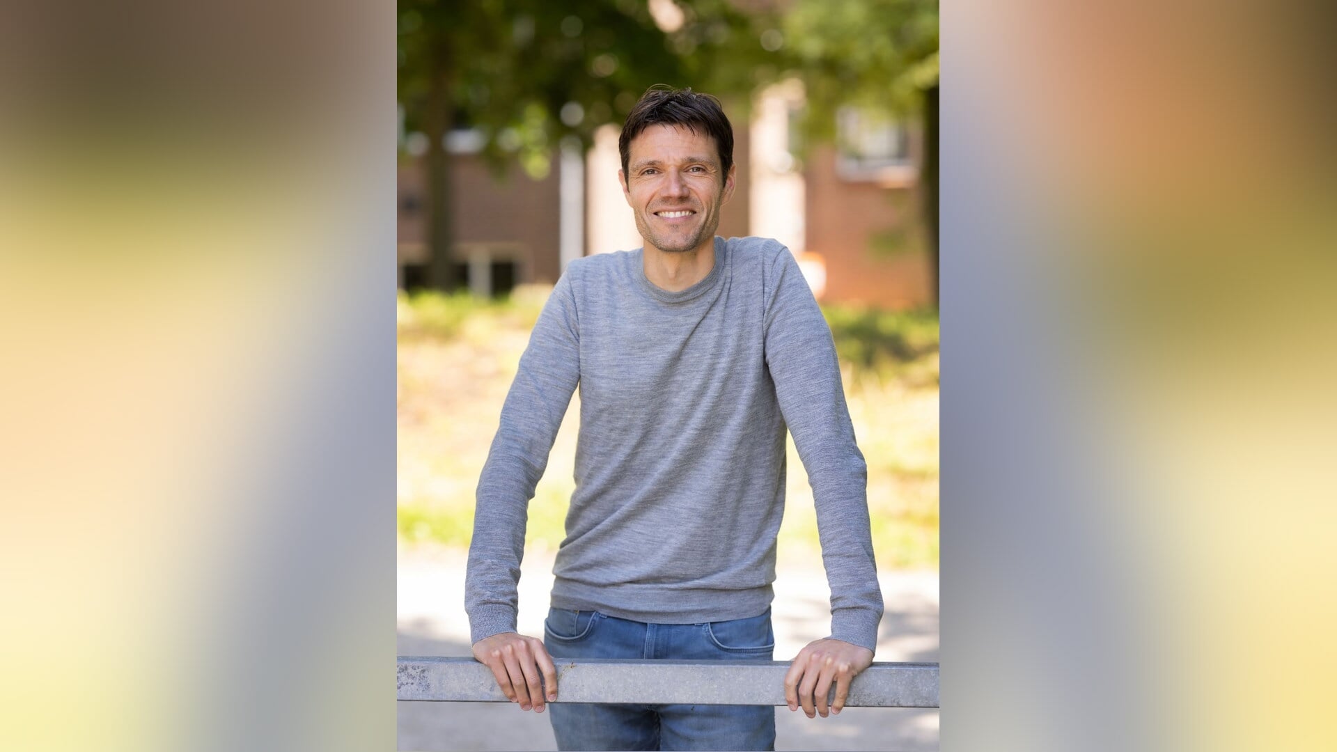 Waterlinielezing door journalist en schrijver Leendert van de Valk op 15 november