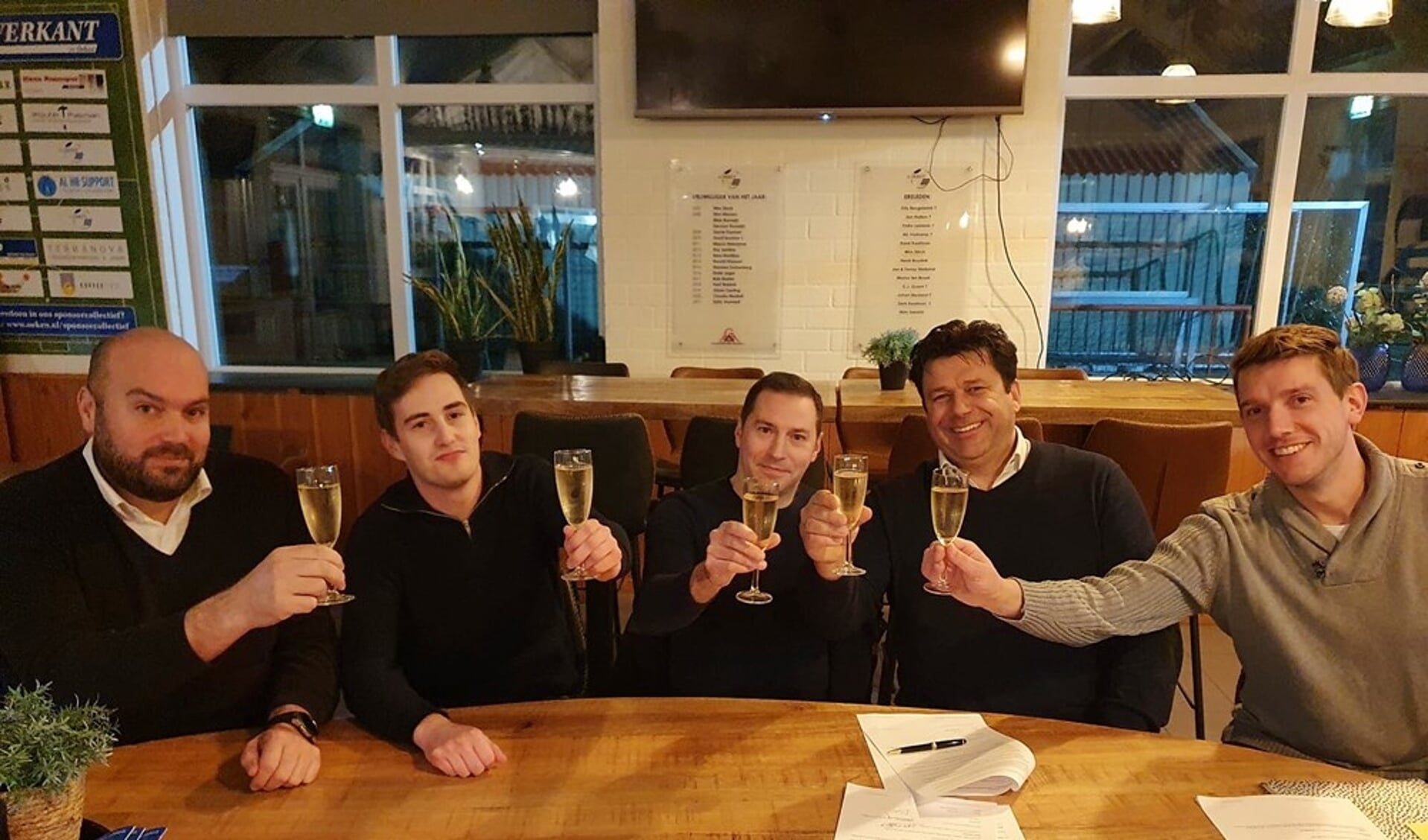 Paolo Devanna nieuwe hoofdtrainer vv Oeken - Al het nieuws uit Brummen