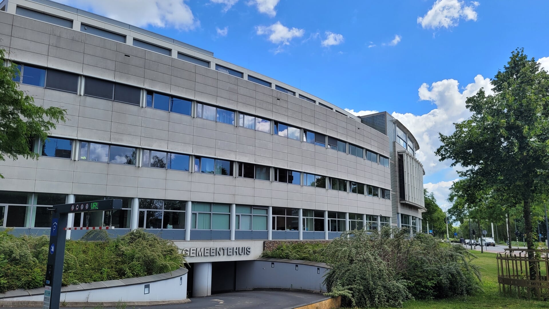 Gemeente Veenendaal stelt beslissing over beheer openbare ruimte uit