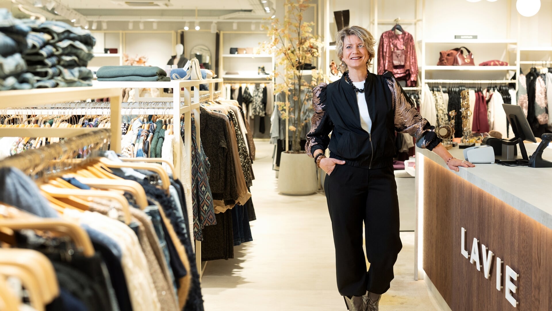 LAVIE Woudenberg zoekt styliste met passie voor mode en mensen: ‘Iemand die klanten inspireert en la